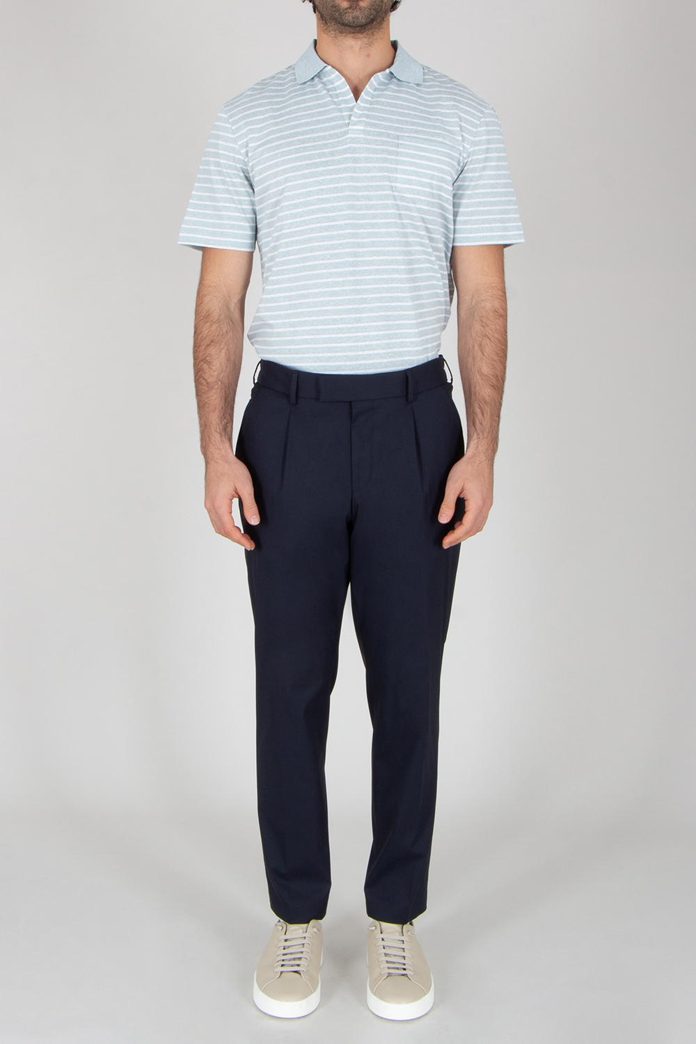 Hosen, Hemd, Erwachsener, Mann, Person