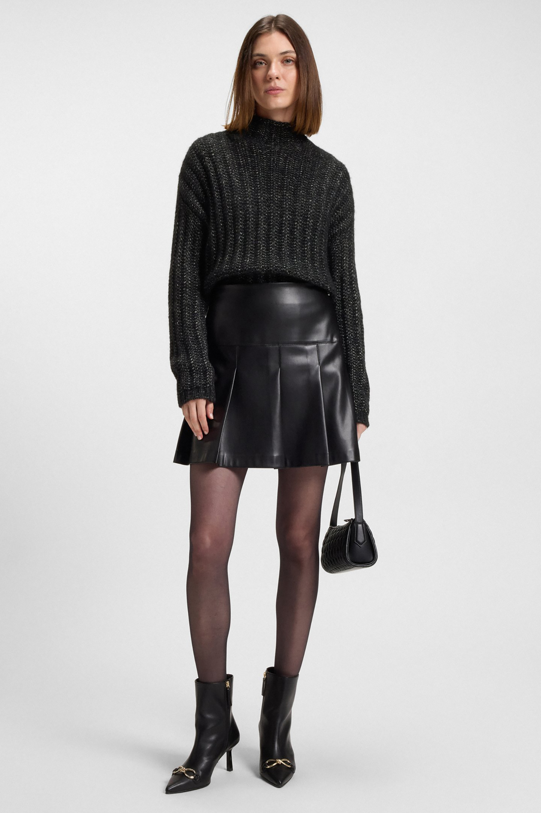 HUGO Relaxed Fit Ribbed Cotton-Wool-Alpaca Blend Mock Neck Sweater Safineyny Bekleidung, Rock, Pullover, Minirock, Handtasche