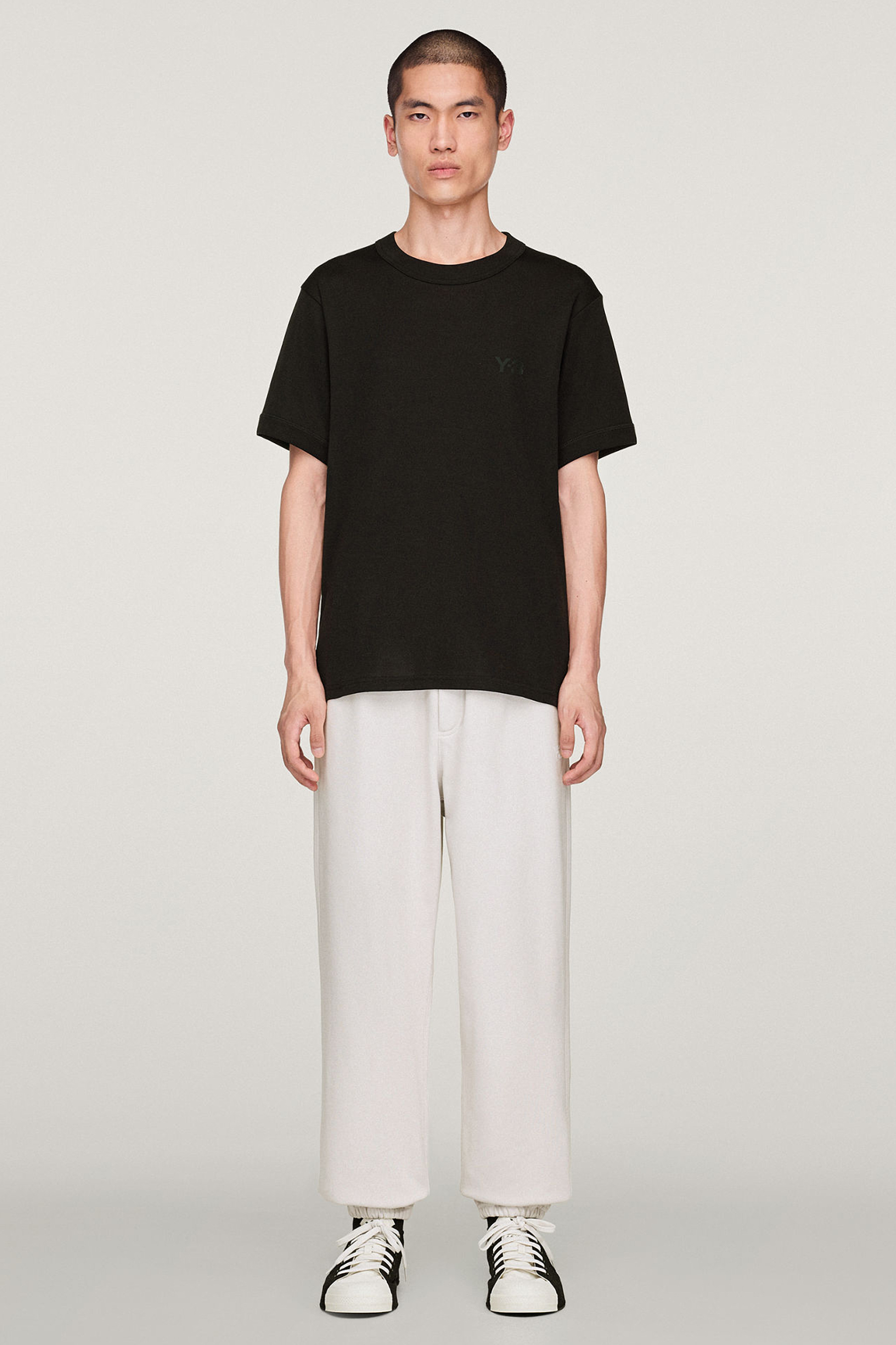 Y-3 Regular Fit Cotton Blend French Terry Sweatpants T-shirt, Leinen, Hosen, Person, Stehend