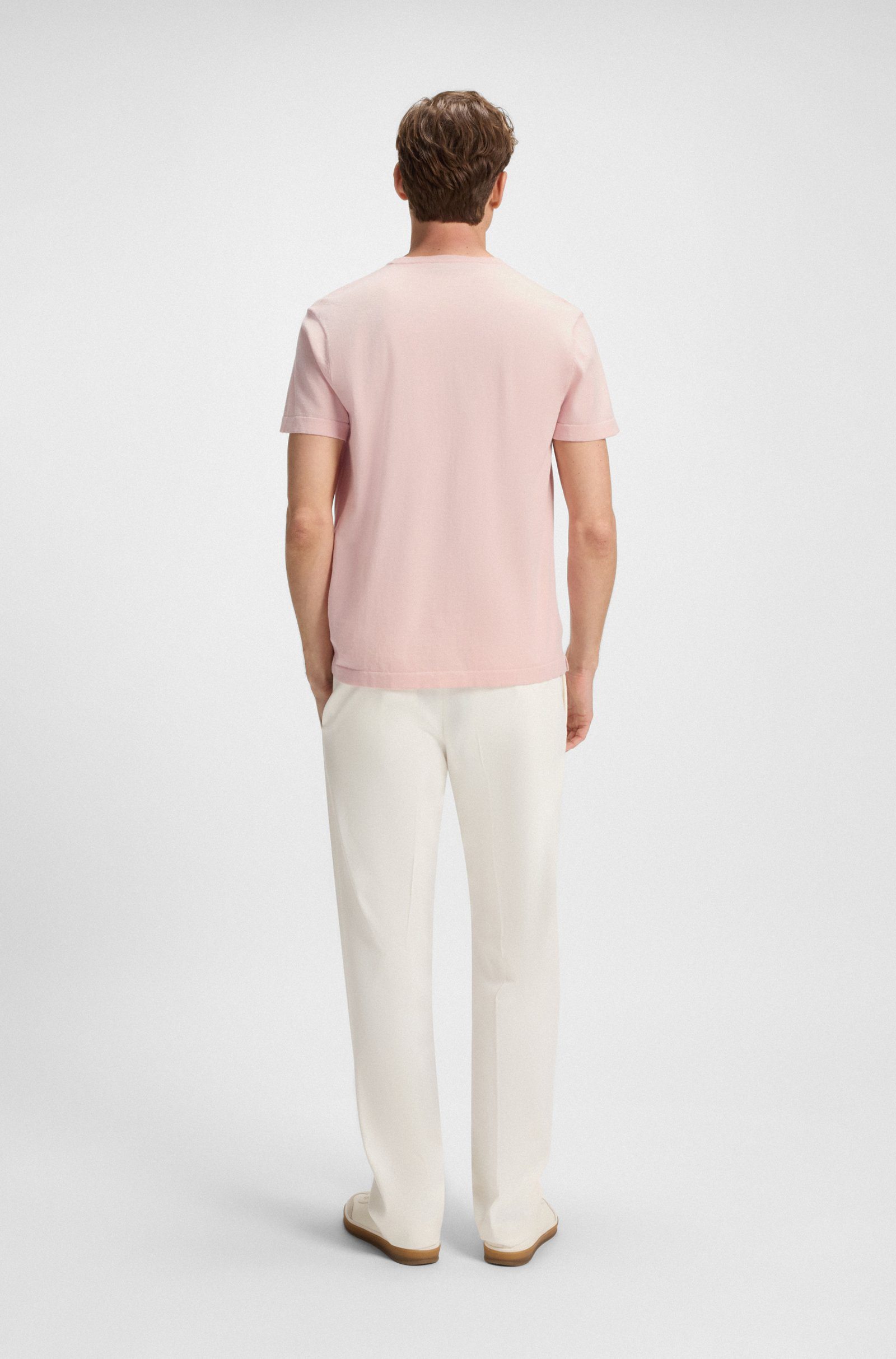 Person, Stehend, T-shirt, Hosen, Mann