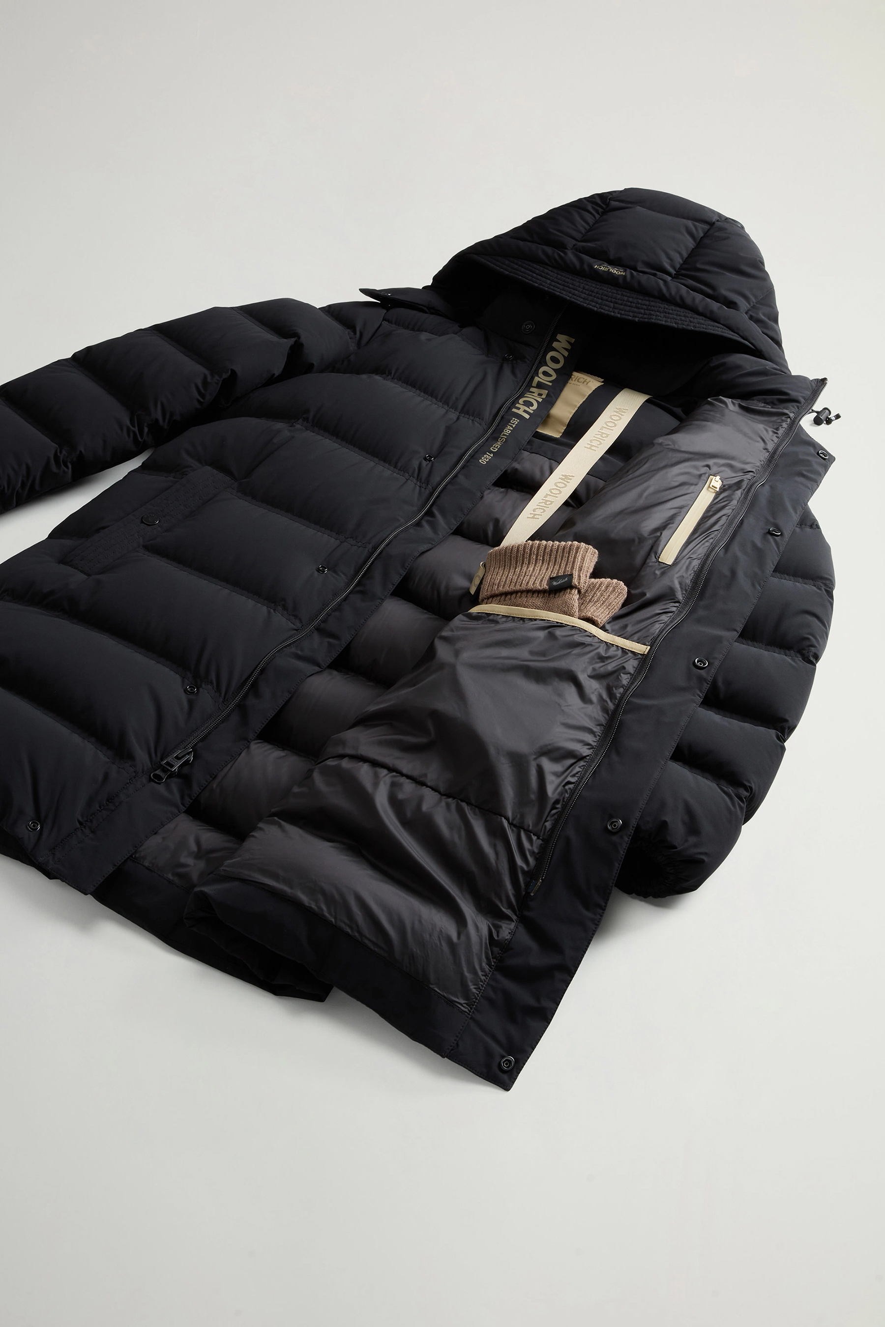 WOOLRICH Regular Fit Matt Stretch Nylon Long Puffer Jacket Bekleidung, Mantel, Jacke
