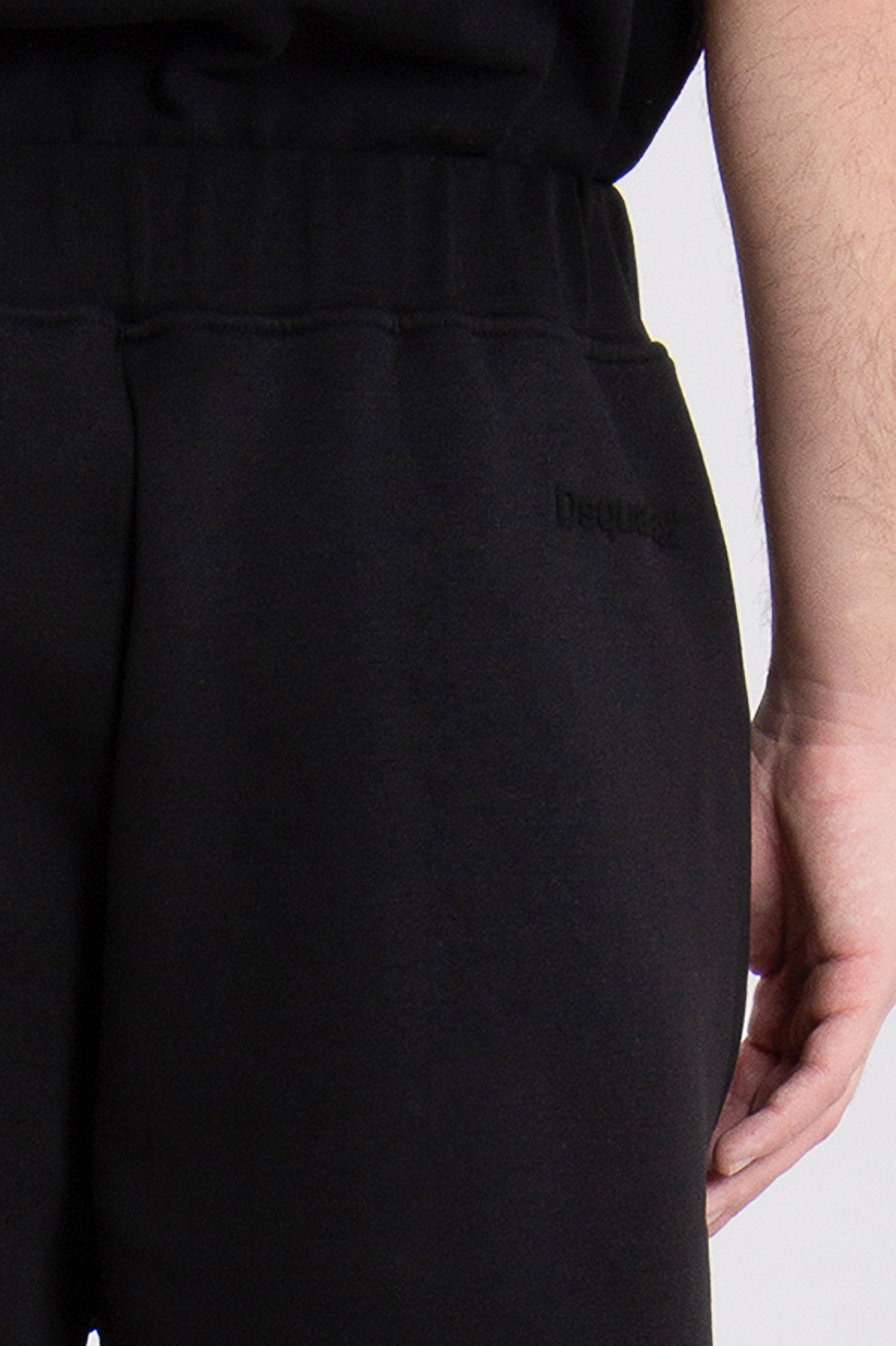 DSQUARED2 Relax Fit Cotton Blend Shorts DSQUARED2 Relax Fit Cotton Blend Shorts