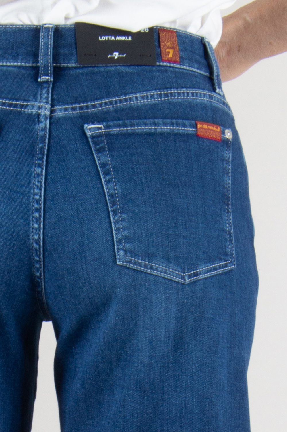 7 FOR ALL MANKIND Wide Leg Cropped Jeans Lotta
