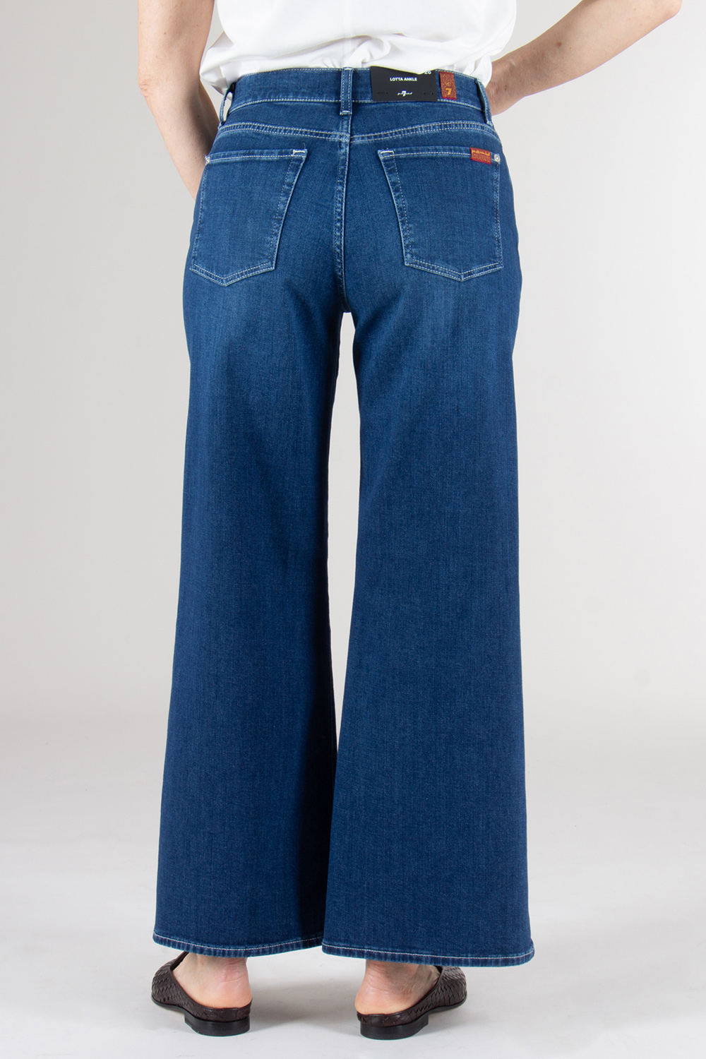 7 FOR ALL MANKIND Wide Leg Cropped Jeans Lotta
