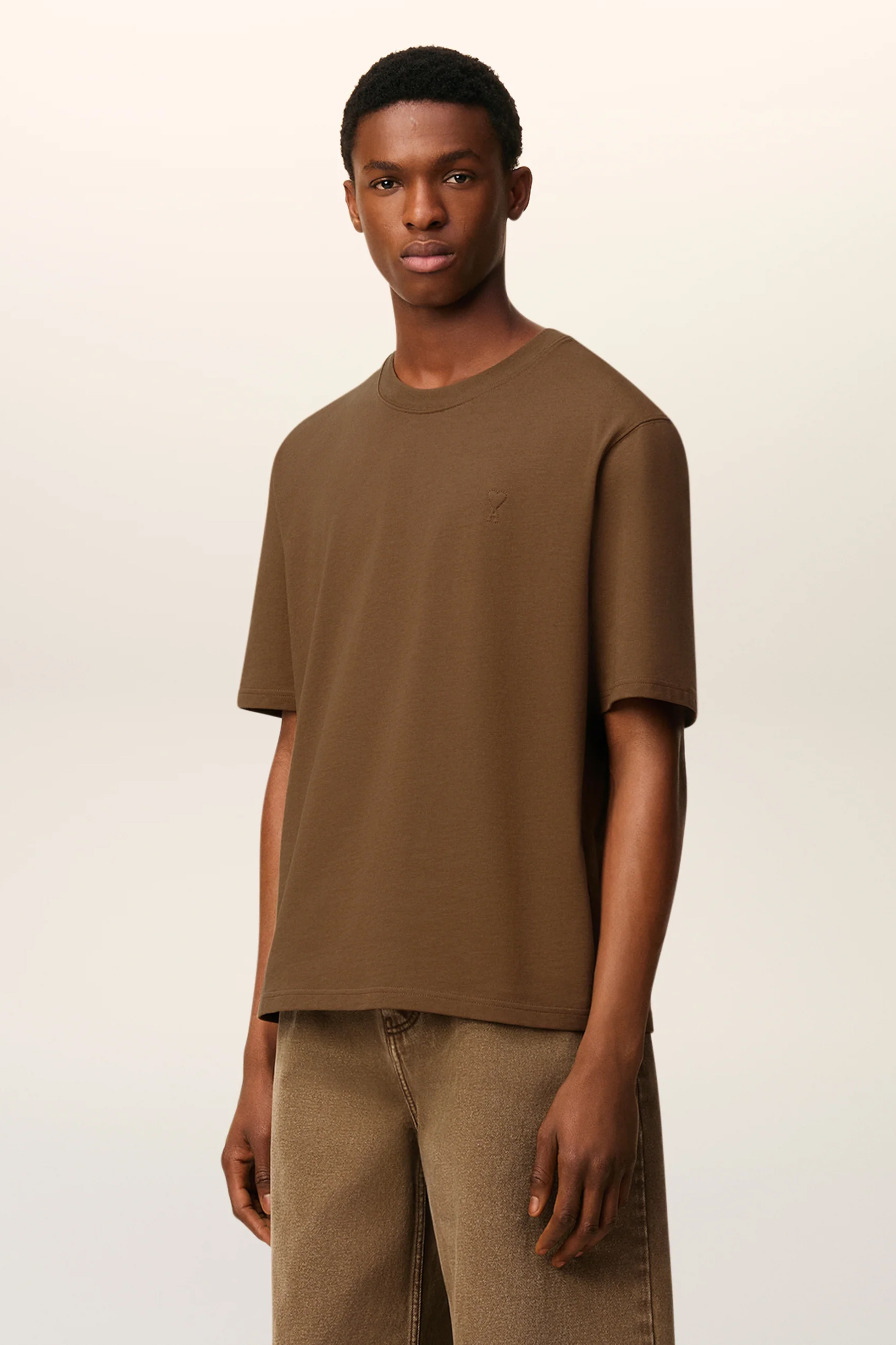 AMI PARIS Boxy Fit Ami De Coeur Cotton Jersey T-Shirt T-shirt, Ärmel, Erwachsener, Mann, Person