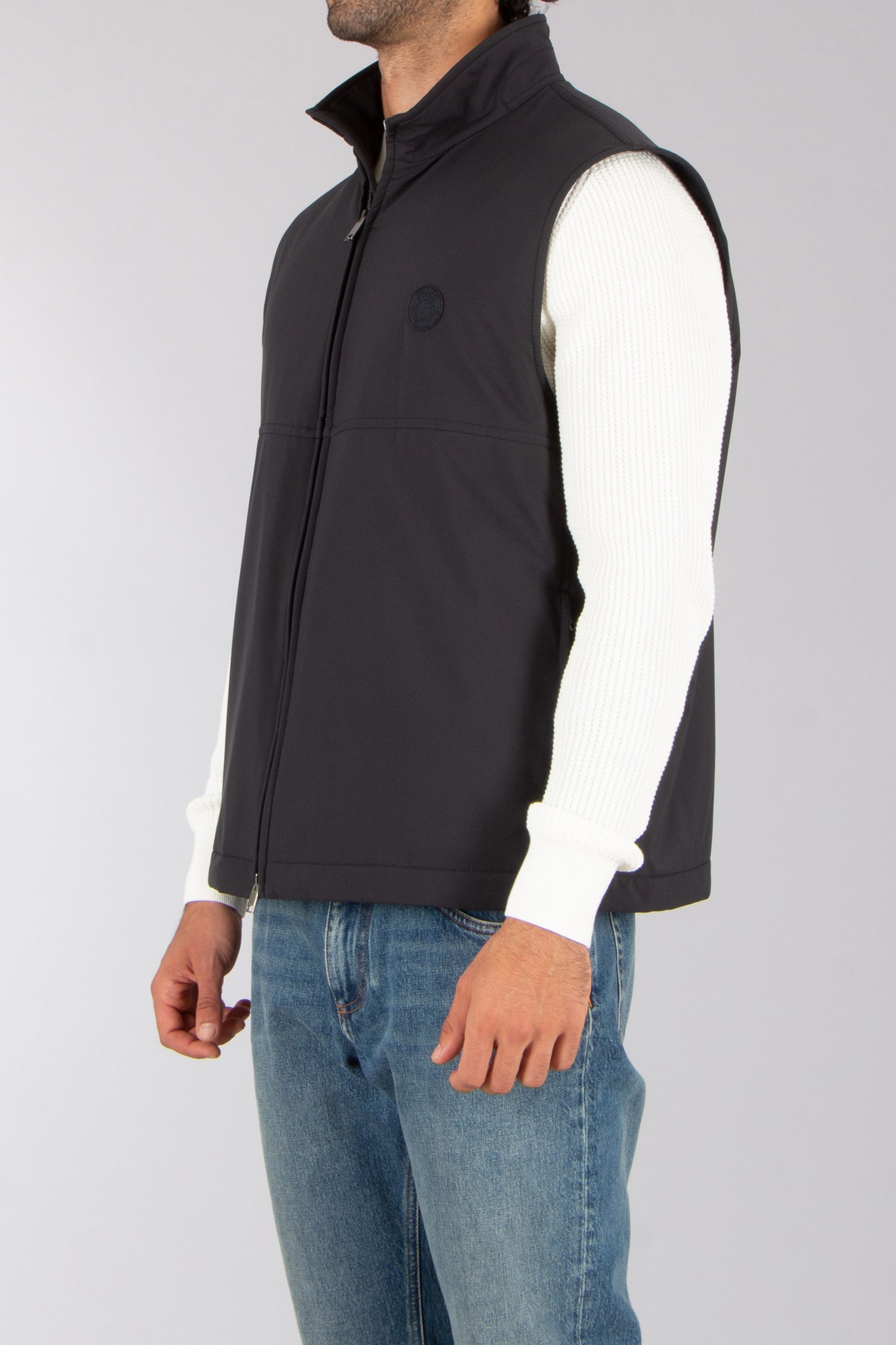 BRIONI Regular Fit Recycled Polyester Performa Vest Bekleidung, Weste, Mantel, Rettungsweste, Langarm