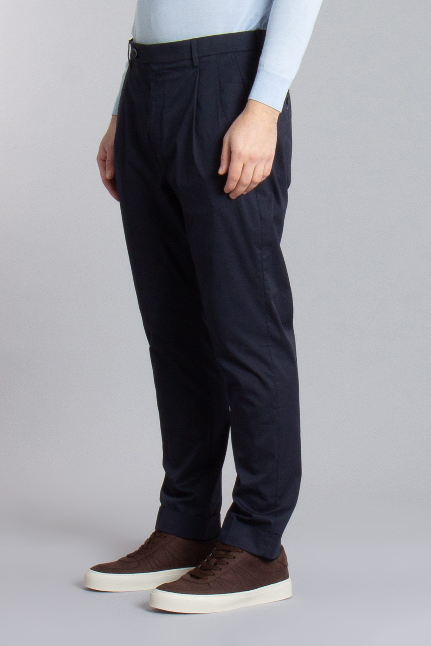 GTA Comfort Fit Stretch Cotton-Nylon Blend Pleated Pants Luca GTA Comfort Fit Stretch Cotton-Nylon Blend Pleated Pants Luca