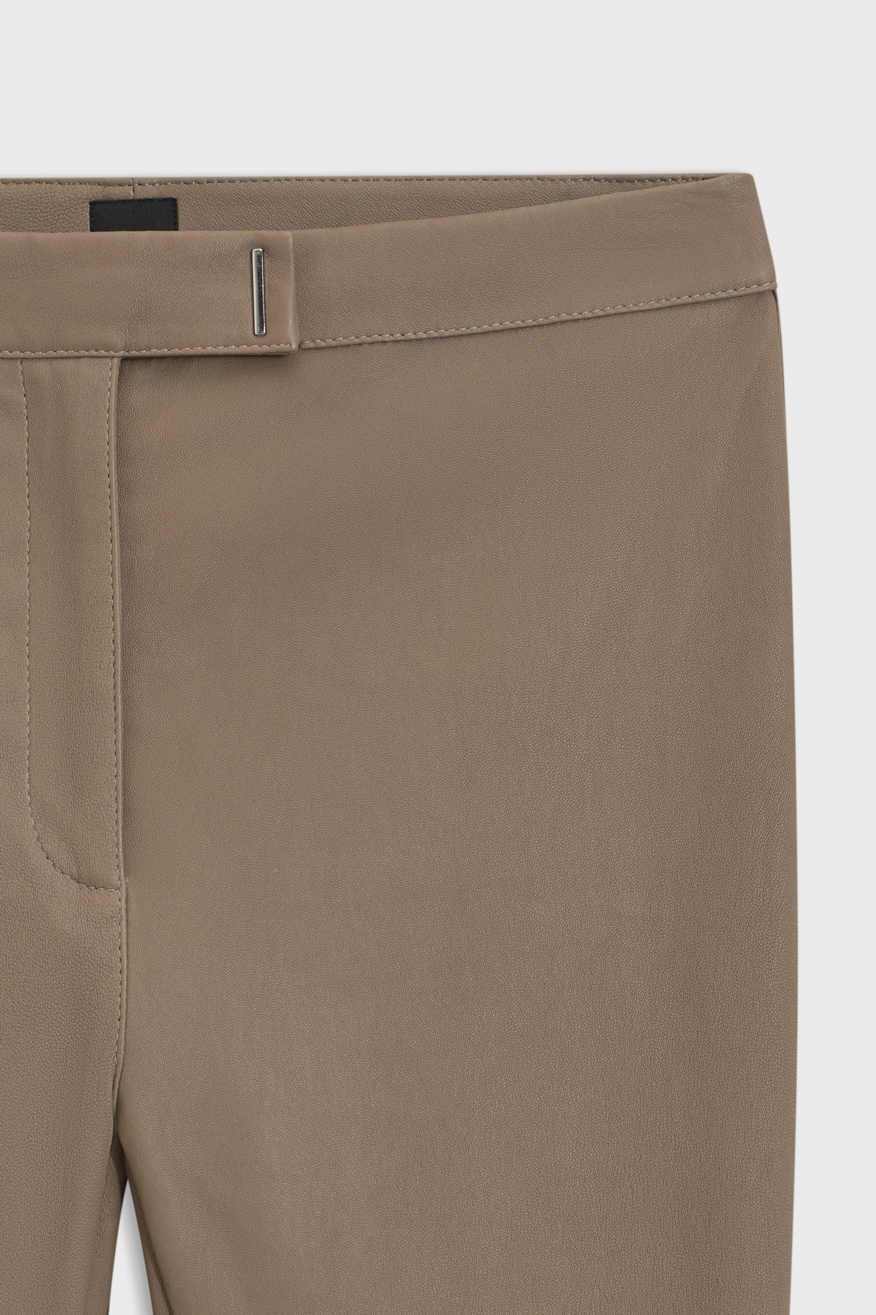 BOSS Slim Fit Lamb Leather Stretch Leggings Simax Bekleidung, Khaki, Kurze Hosen, Hosen