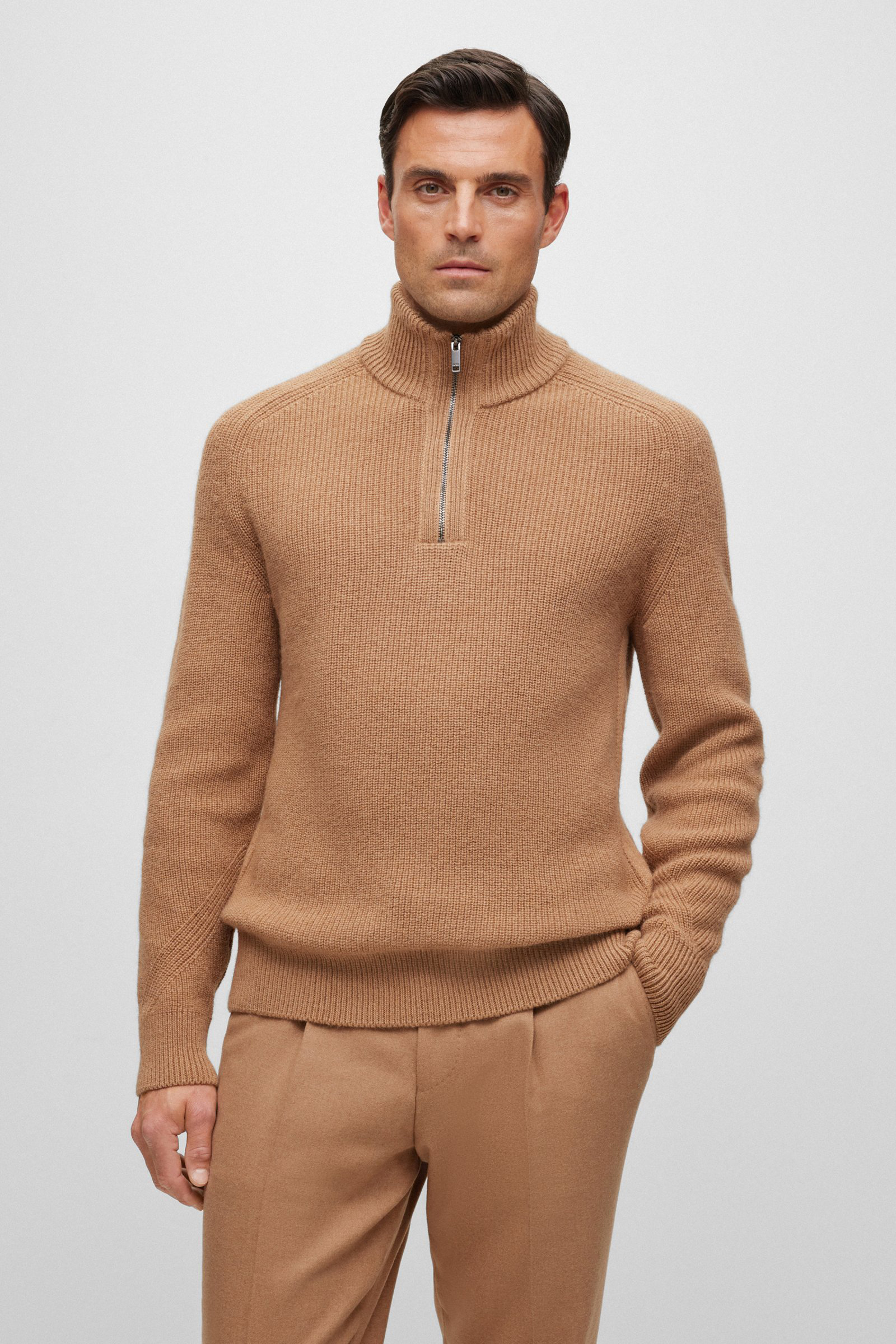 BOSS Camel fiber Half-Zip Sweater L-Manto BOSS Camel fiber Half-Zip Sweater L-Manto