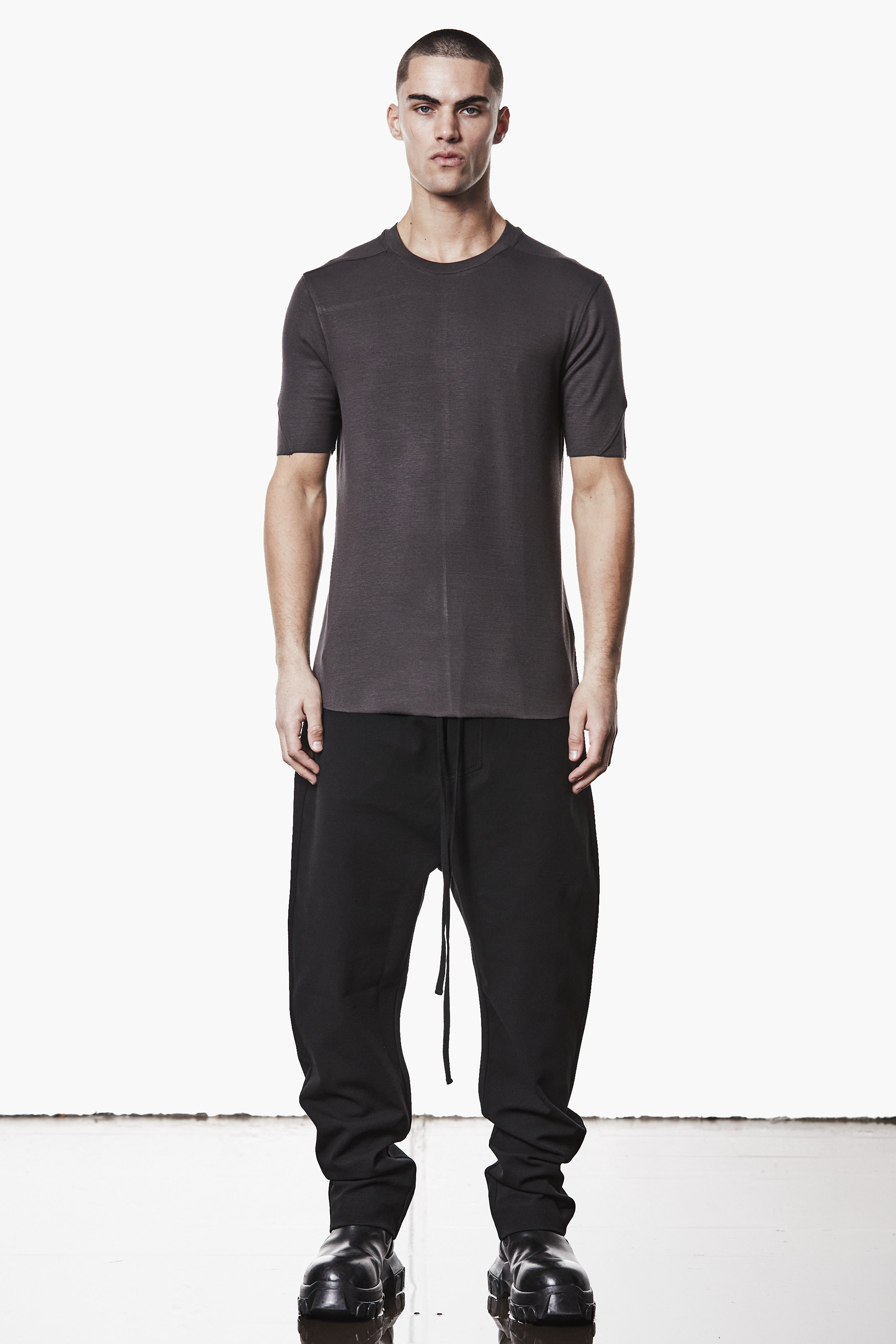THOM KROM Slim Fit Viscose Stretch Round Neck T-Shirt T-shirt, Stehend, Langarm, Ärmel, Hosen