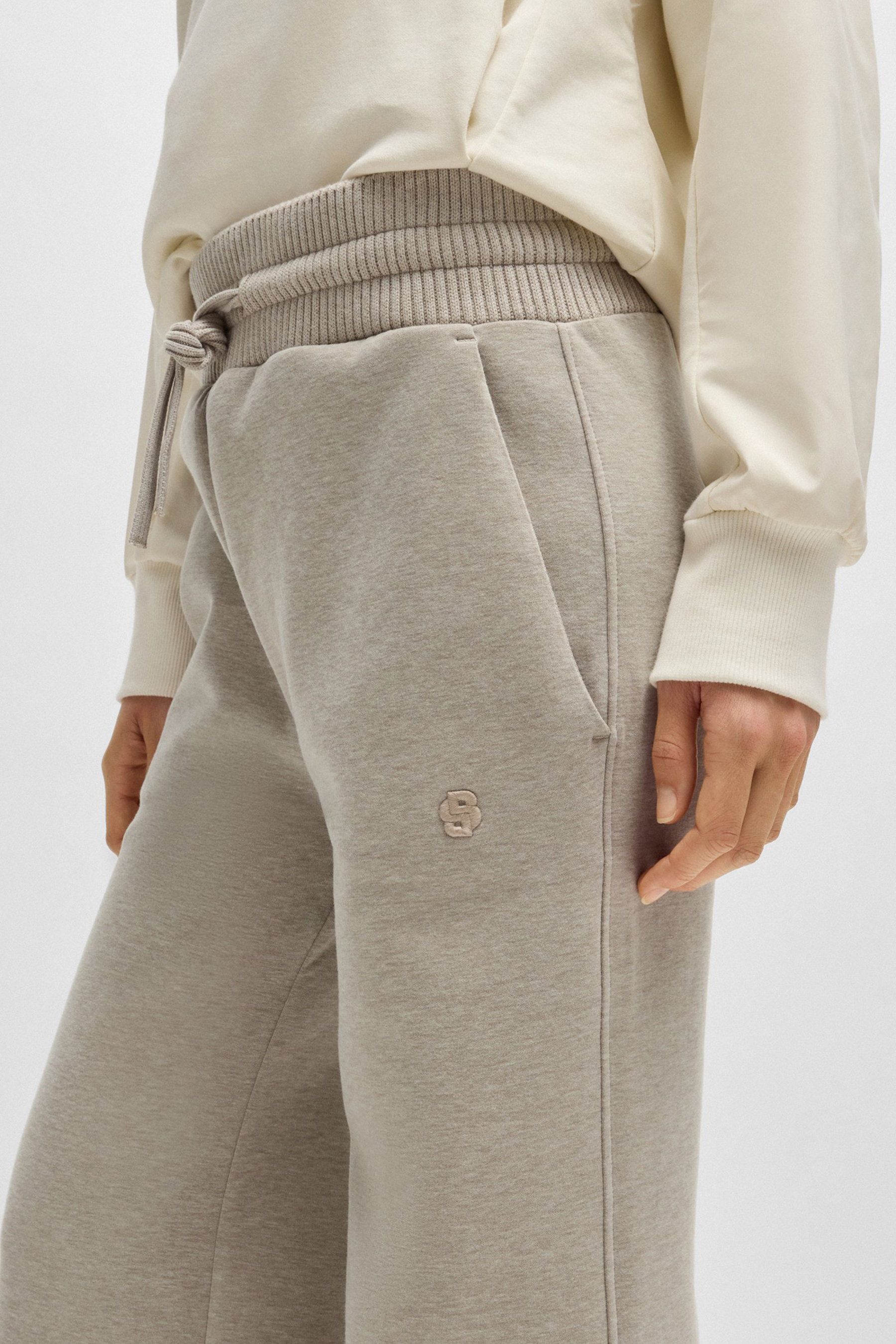 BOSS Relaxed Fit Cotton Blend Jersey Sweatpants Eburra BOSS Relaxed Fit Cotton Blend Jersey Sweatpants Eburra