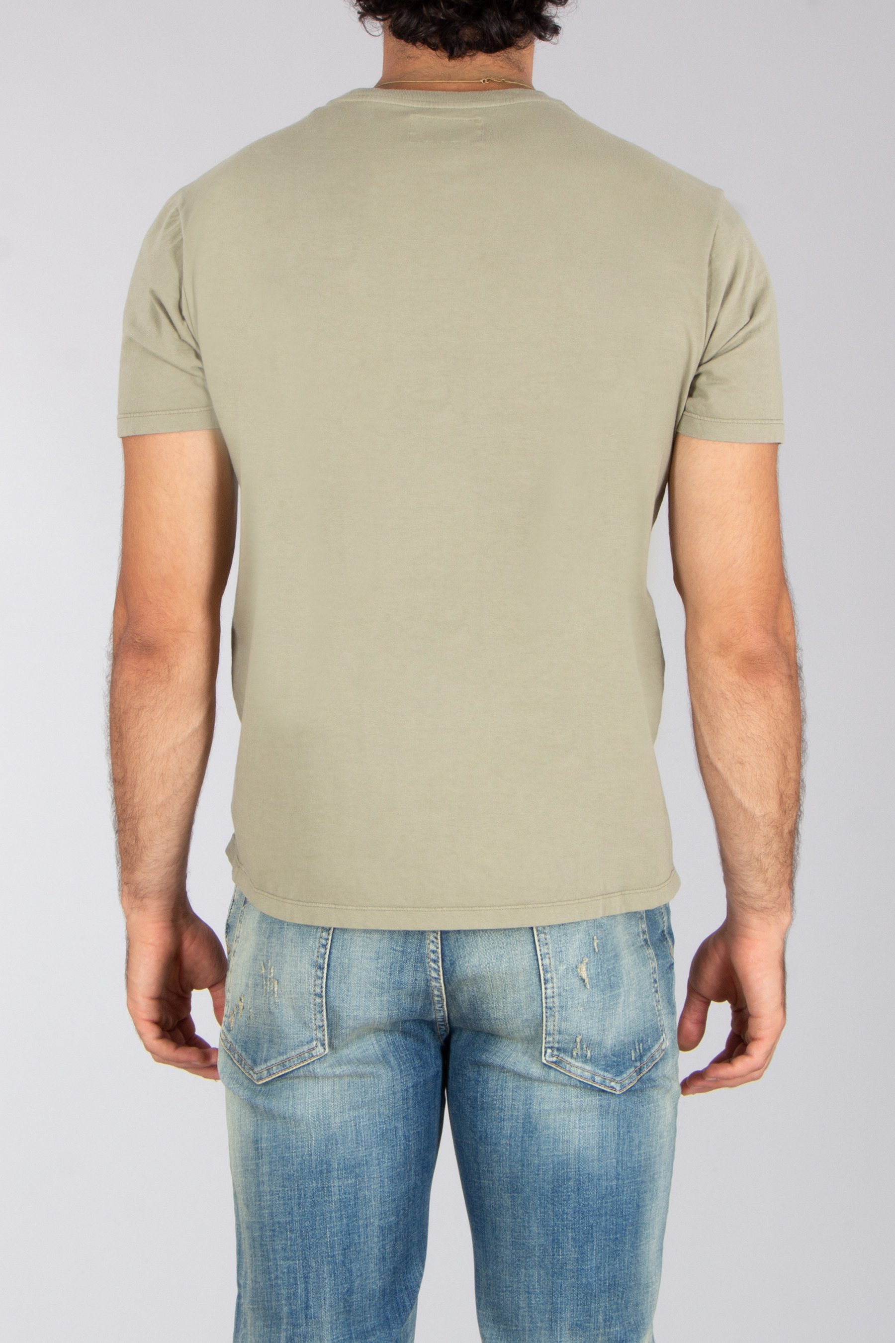 T-shirt, Jeans, Erwachsener, Mann, Person