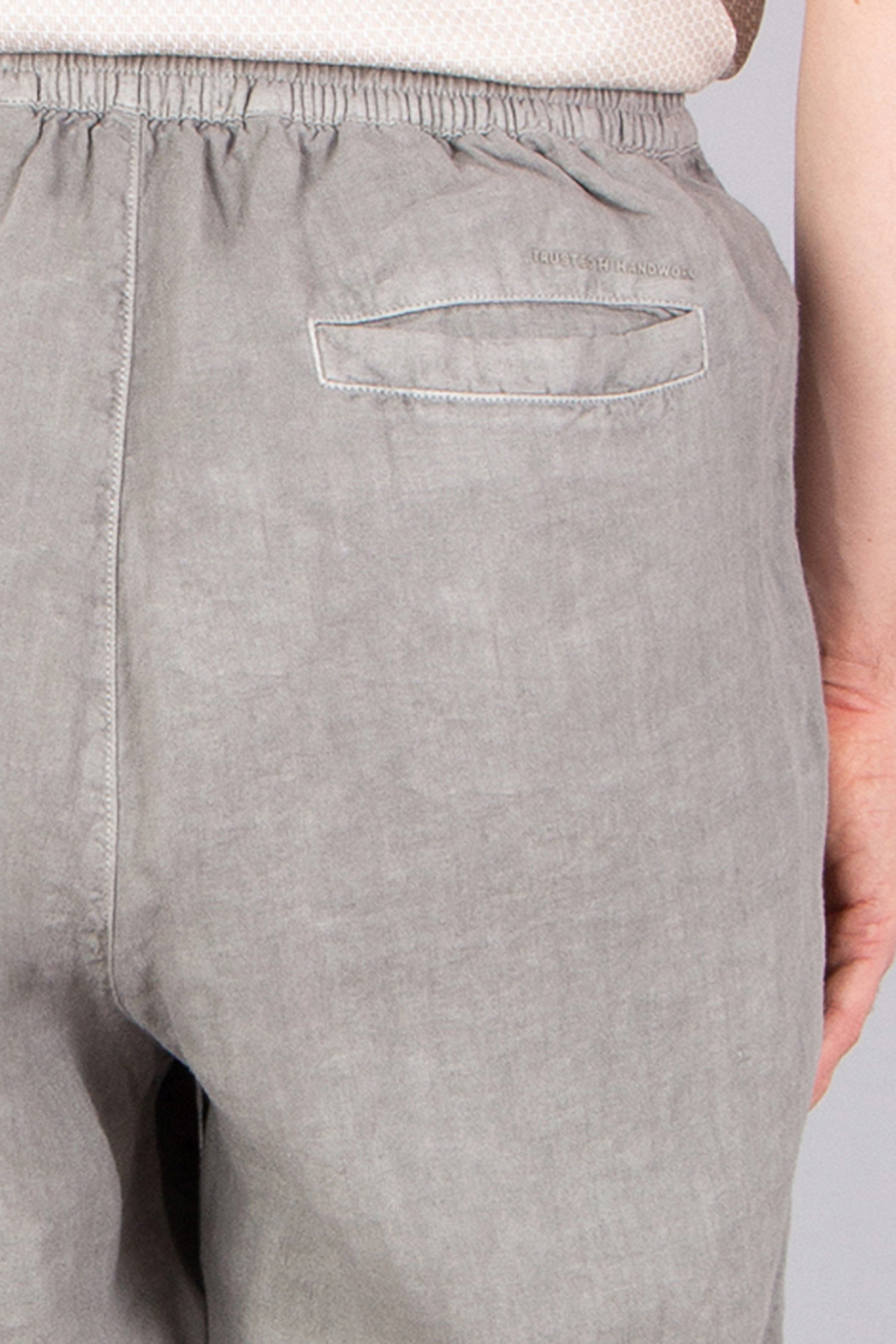 TRUSTED HANDWORK Relaxed Fit Linen-Lyocell Blend Pants