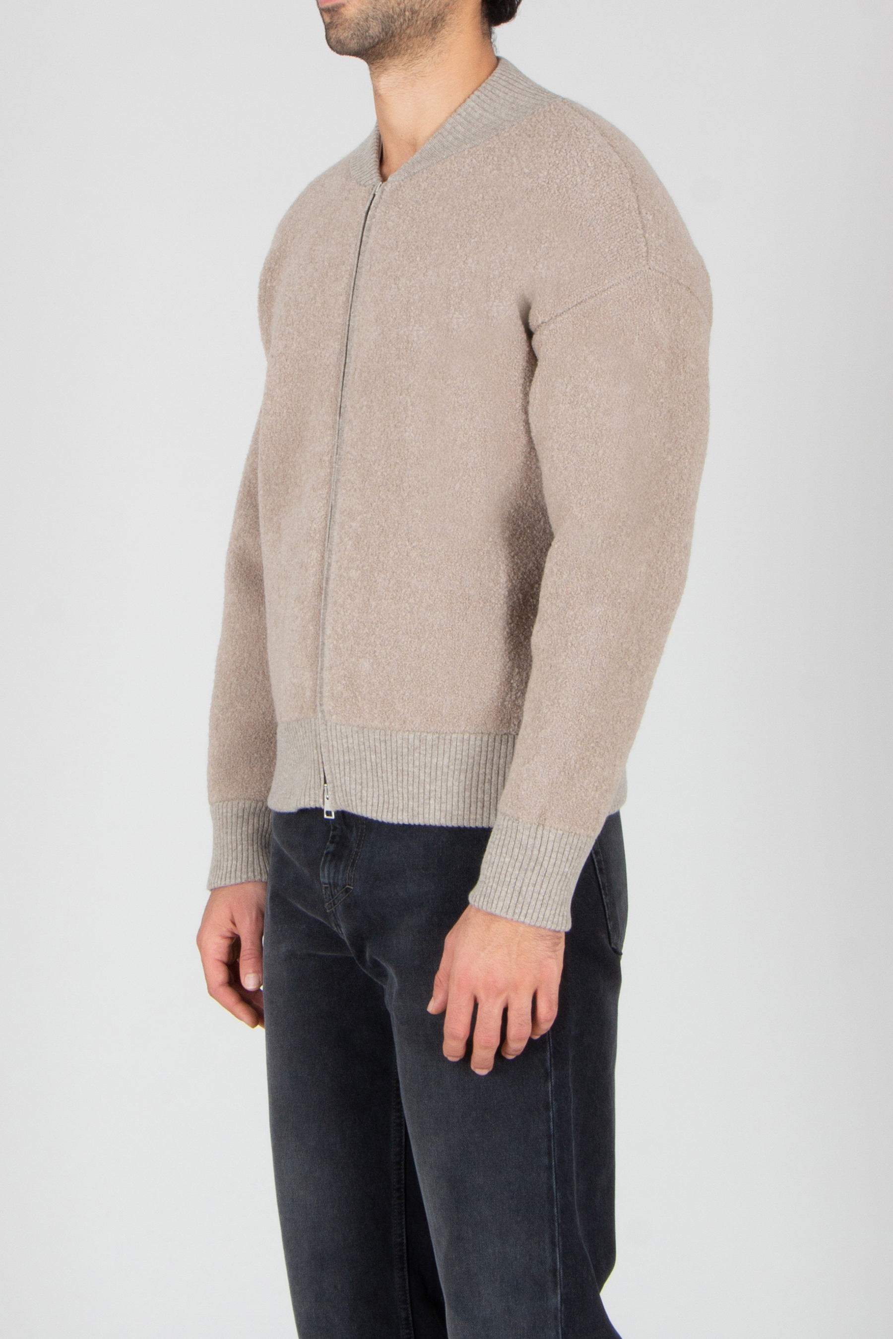 Strickwaren, Pullover, Jeanshose, Mann, Person