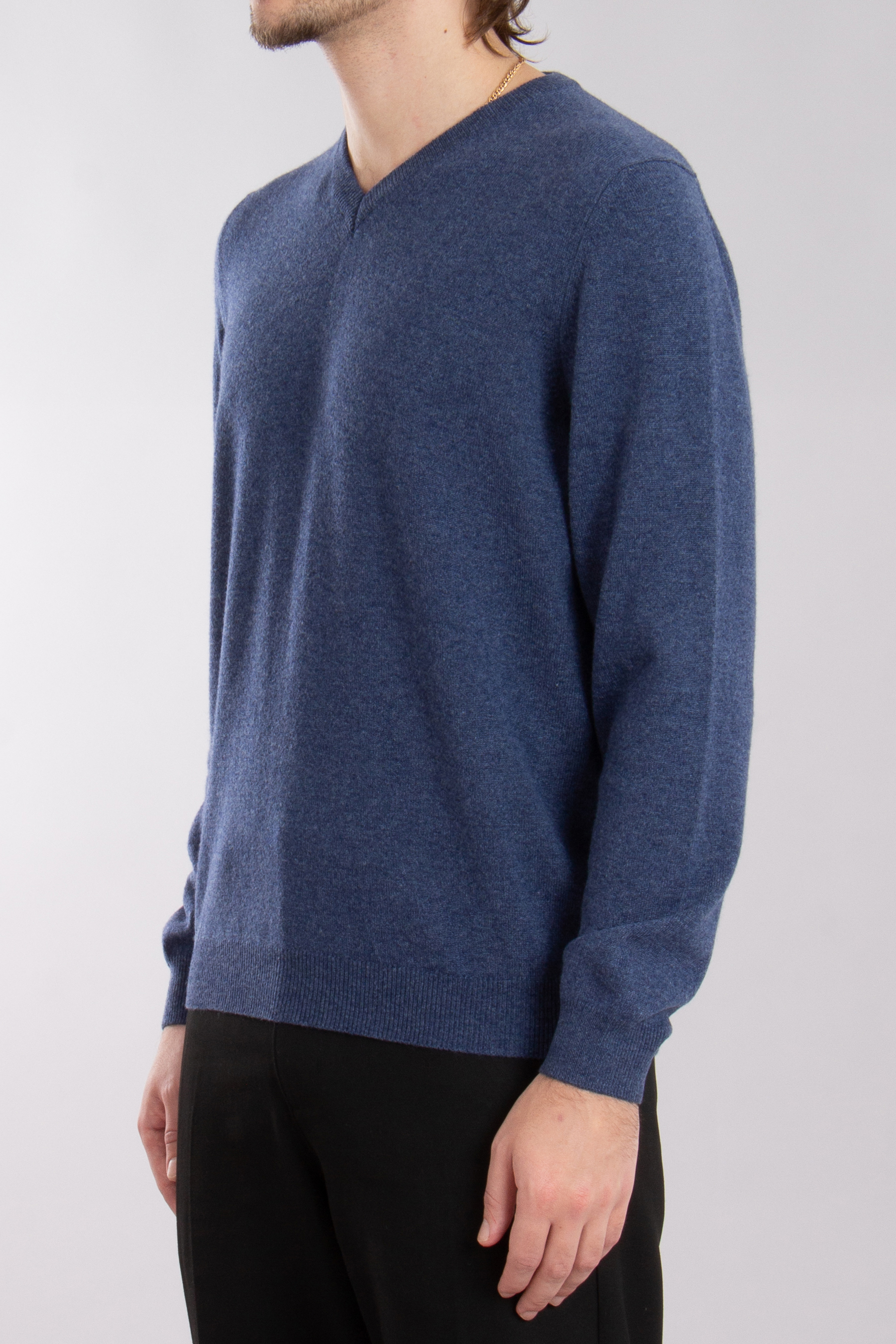 AIDA BARNI Cashmere V-Neck Sweater AIDA BARNI Cashmere V-Neck Sweater