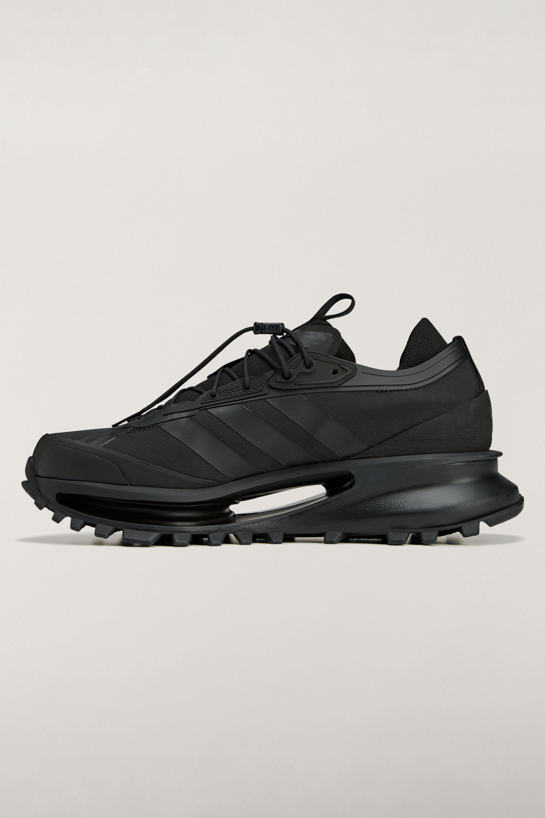 Y-3 Ripstop Sneakers Gendo Trail Bekleidung, Schuhwerk, Schuh, Sneaker, Laufschuh