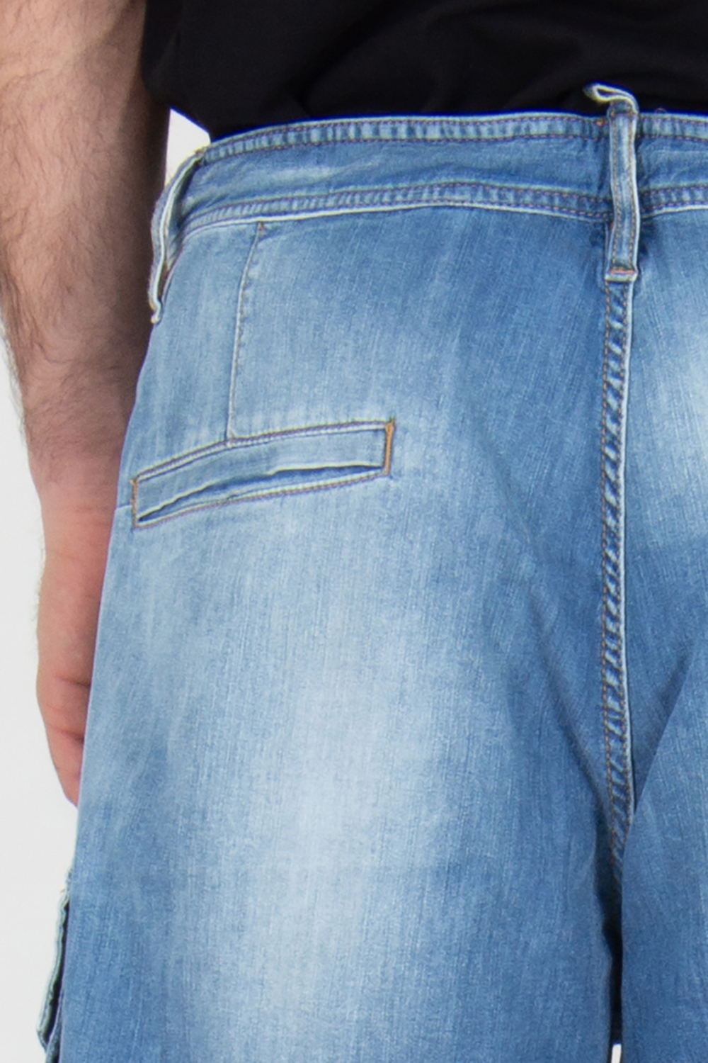 DSQUARED2 Relaxed Fit Distressed Denim Cargo Shorts 64 Tag