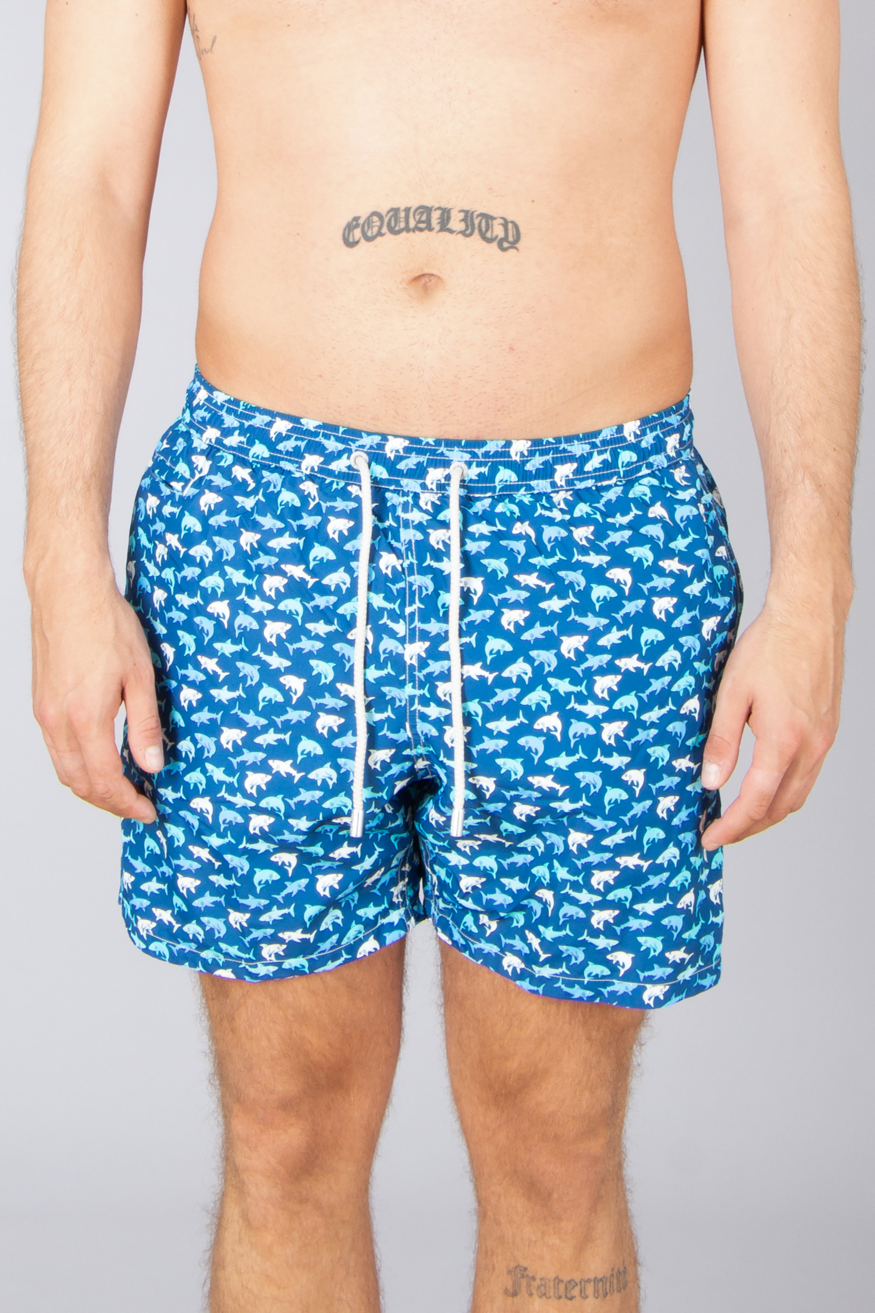 Bekleidung, Kurze Hosen, Strandmode, Tätowierung, Badehose