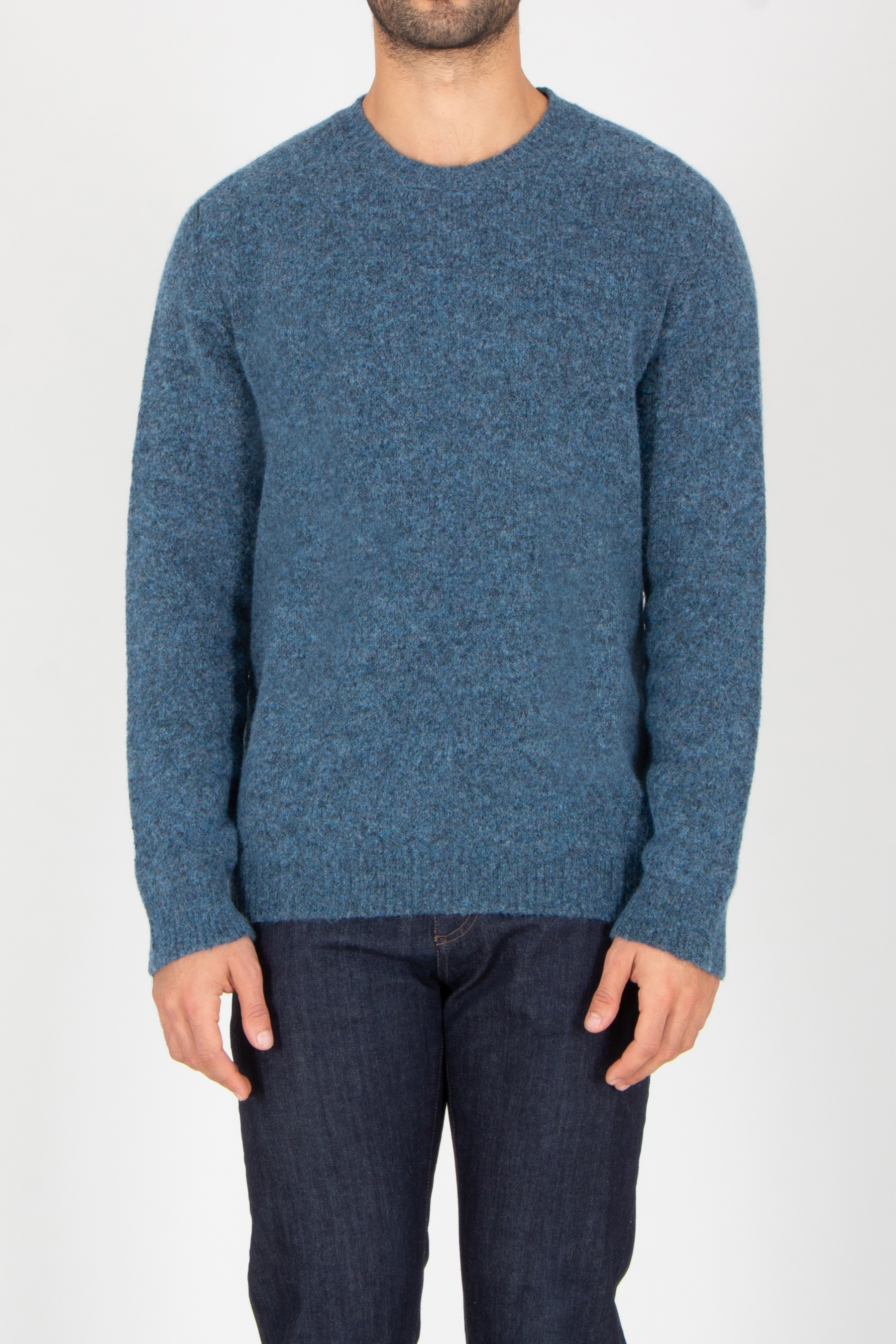 Strickwaren, Pullover, Jeanshose, Hosen, Langarm