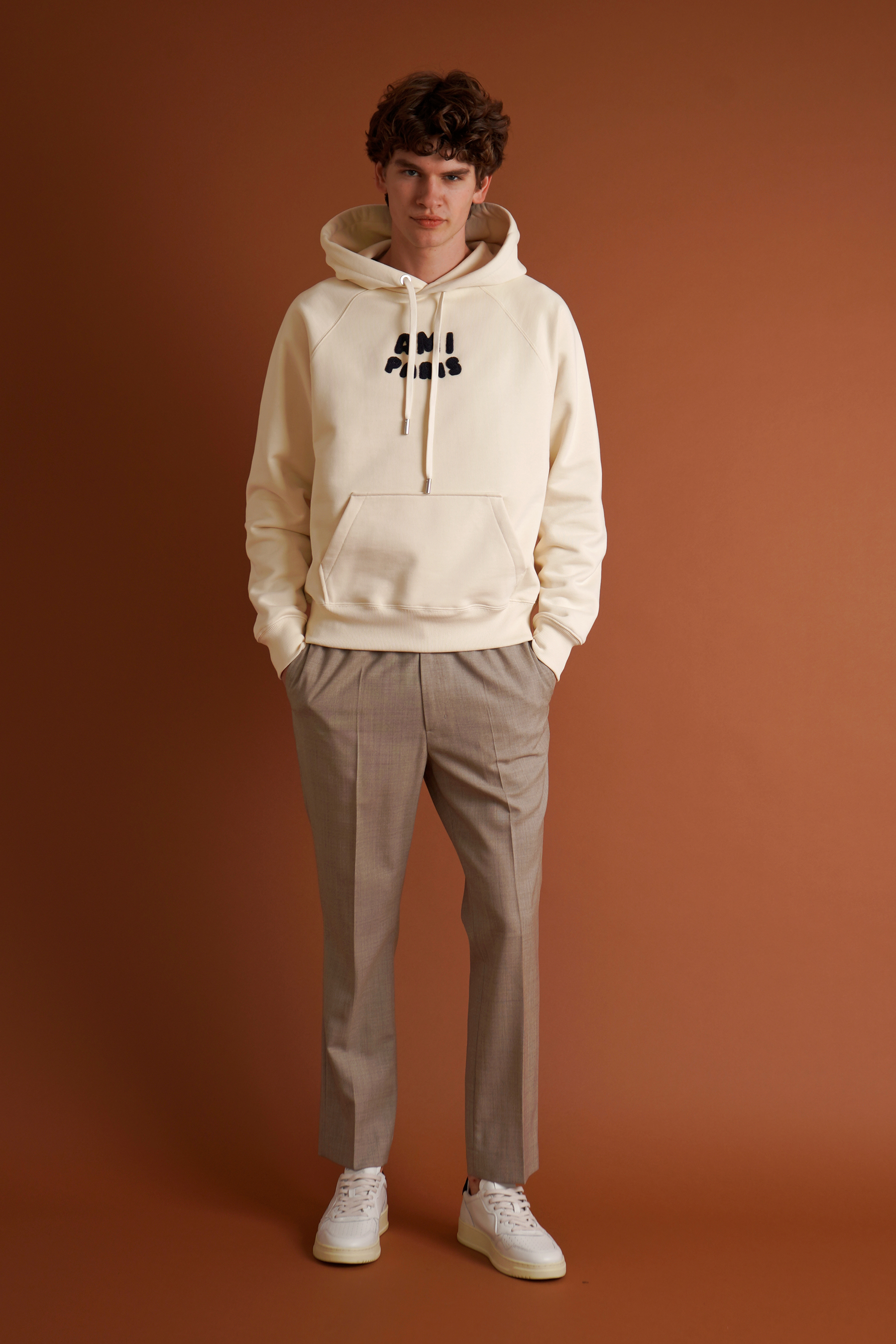 AMI PARIS Boxy Fit Organic Cotton Fleece Hoodie Pulli, Sweatshirt, Kapuzenpulli, Person, Jugendlich