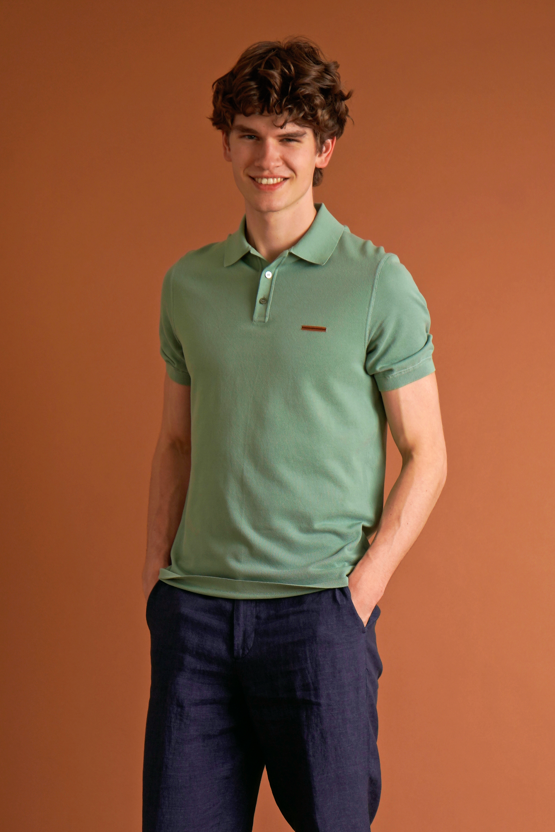 T-shirt, Hemd, Person, Bluse, Hosen