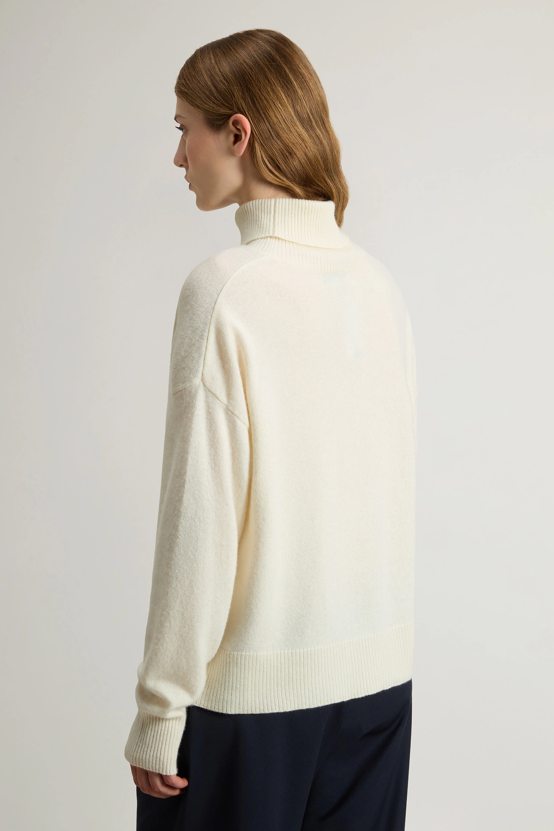 Bekleidung, Strickwaren, Pullover, Person