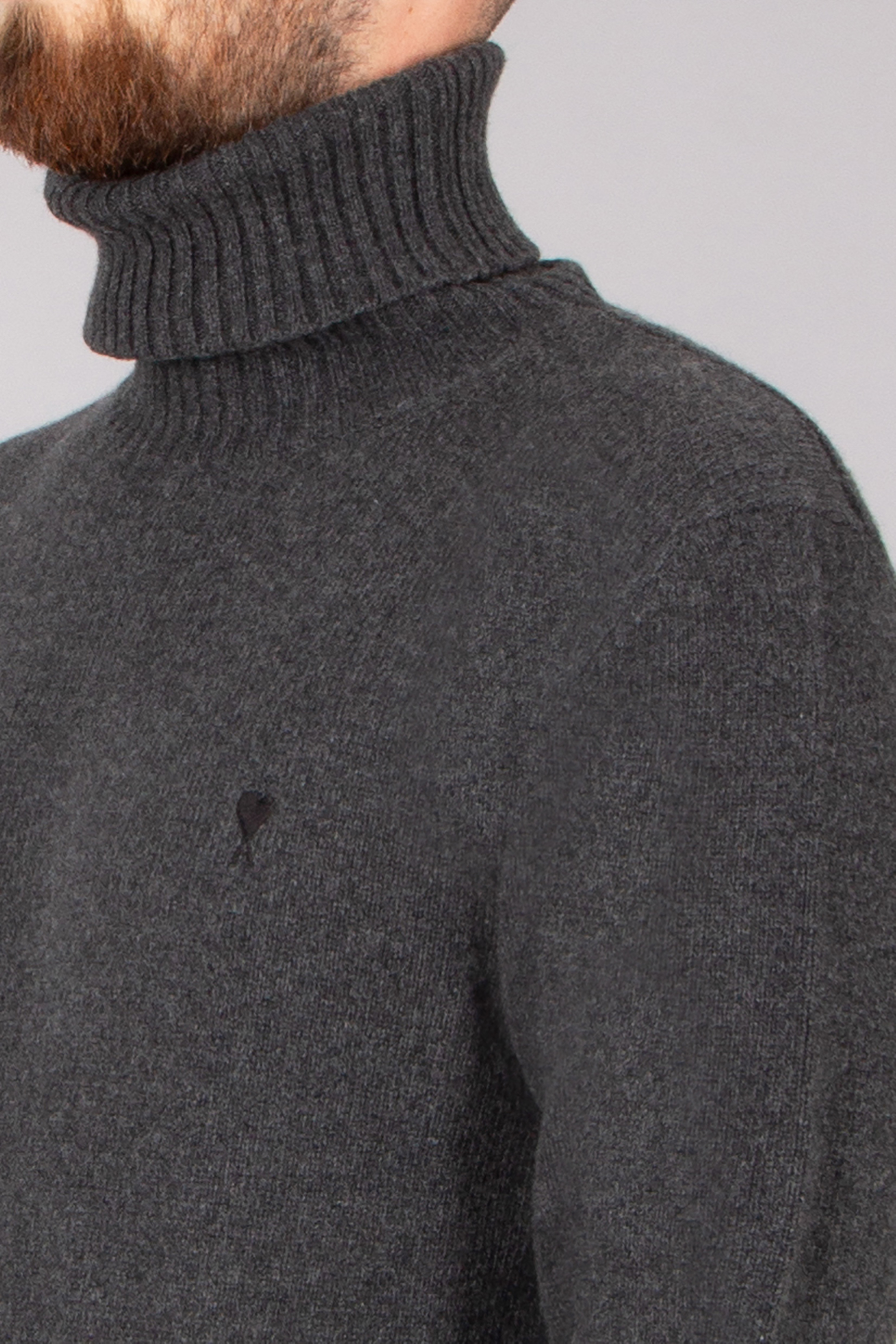 AMI PARIS Regular Fit Ami De Coeur Recycled Cashmere Blend Turtleneck Sweater Strickwaren, Pullover, Erwachsener, Mann, Person
