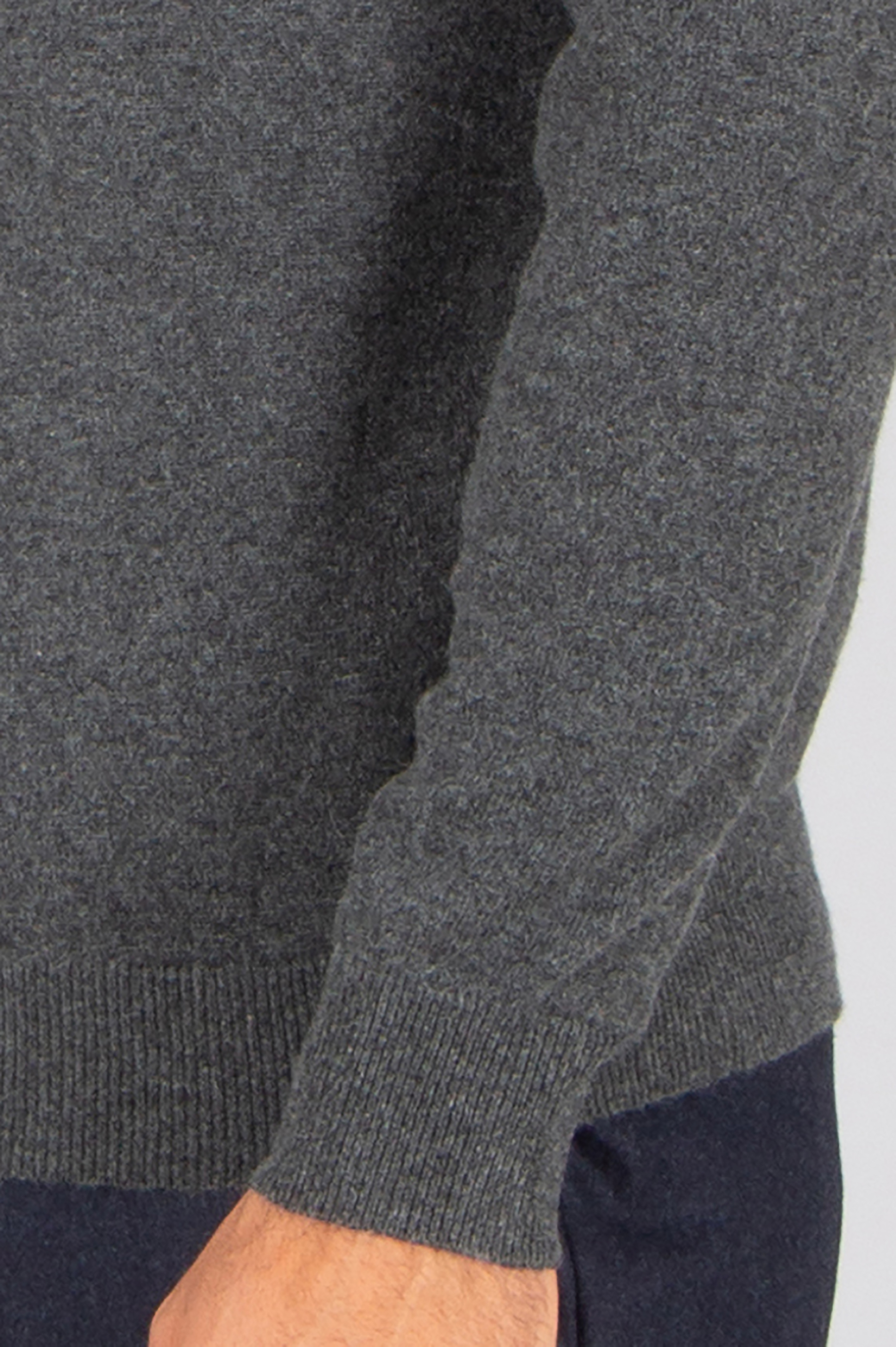 MIENTUS BERLIN Regular Fit Cashmere Knit Polo Bekleidung, Langarm, Ärmel, Strickwaren, Pullover