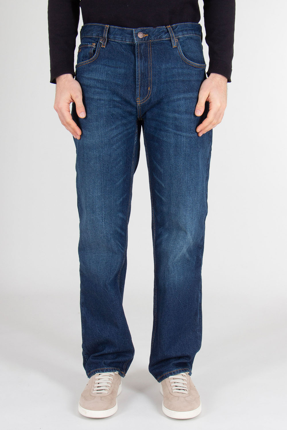 EMPORIO ARMANI Straight Fit Cotton Stretch Denim Jeans J76
