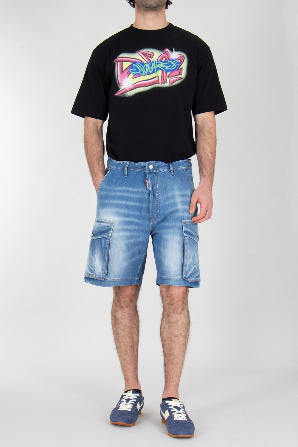 DSQUARED2 Relaxed Fit Distressed Denim Cargo Shorts 64 Tag