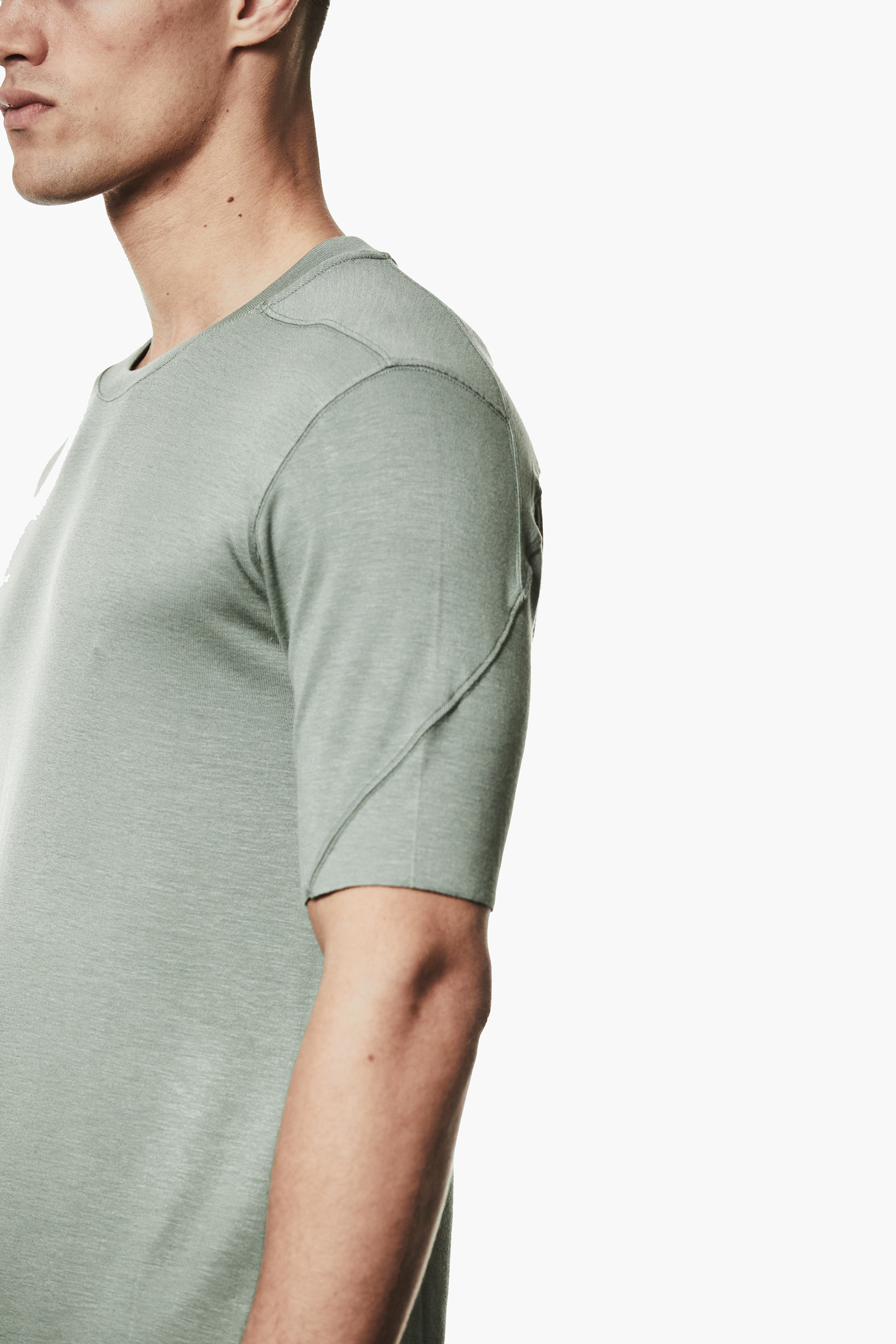 THOM KROM Slim Fit Viscose Stretch Round Neck T-Shirt T-shirt, Ärmel, Langer Ärmel, Mann, Person