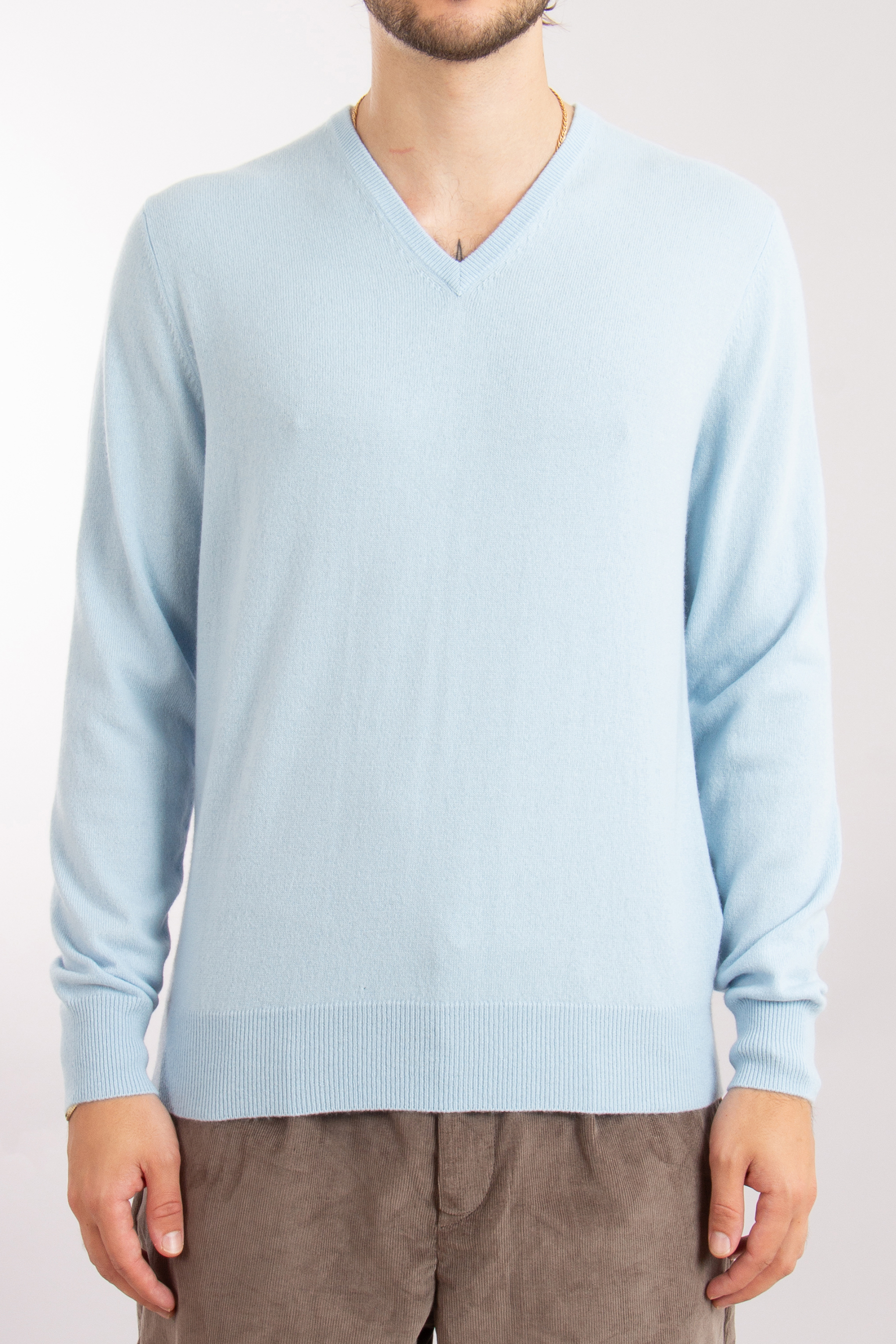ALLUDE Cashmere V-Neck Sweater