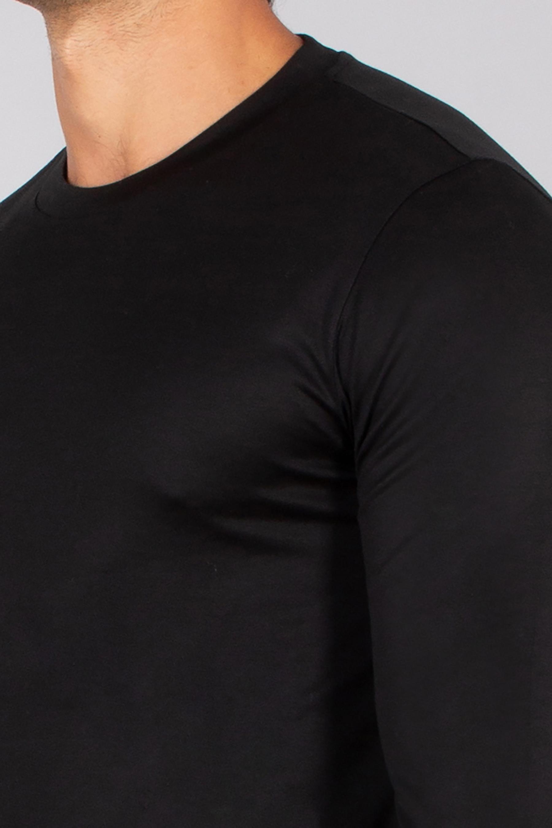 EMPORIO ARMANI Regular Fit Essential Lyocell-Cotton Jersey Long-Sleeve T-Shirt Langarm, Ärmel, T-Shirt, Mann, Person
