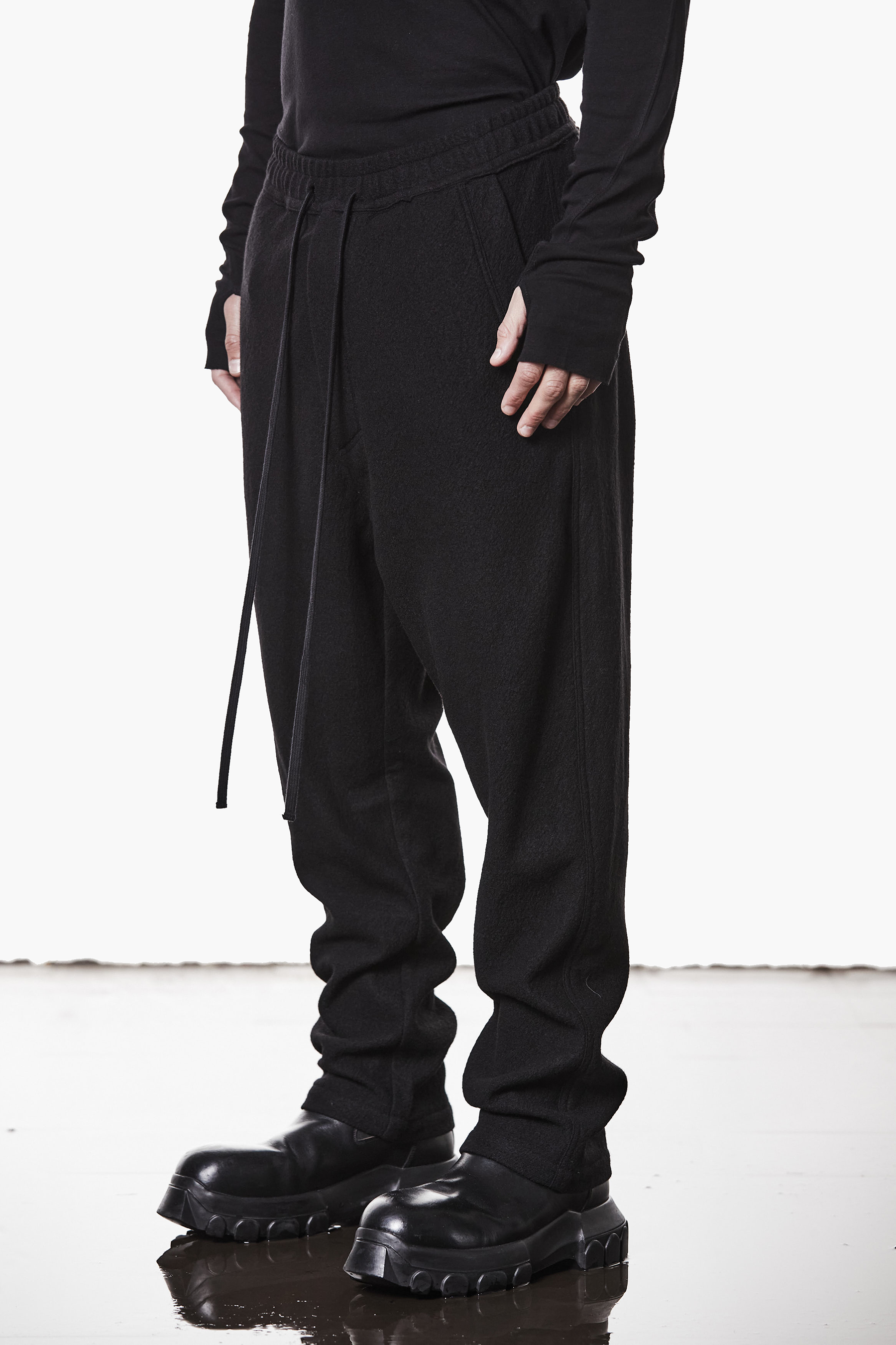 THOM KROM Regular Fit Low Crotch Comfort Wool Pants Bekleidung, Hosen, Schuhwerk, Schuh, Person