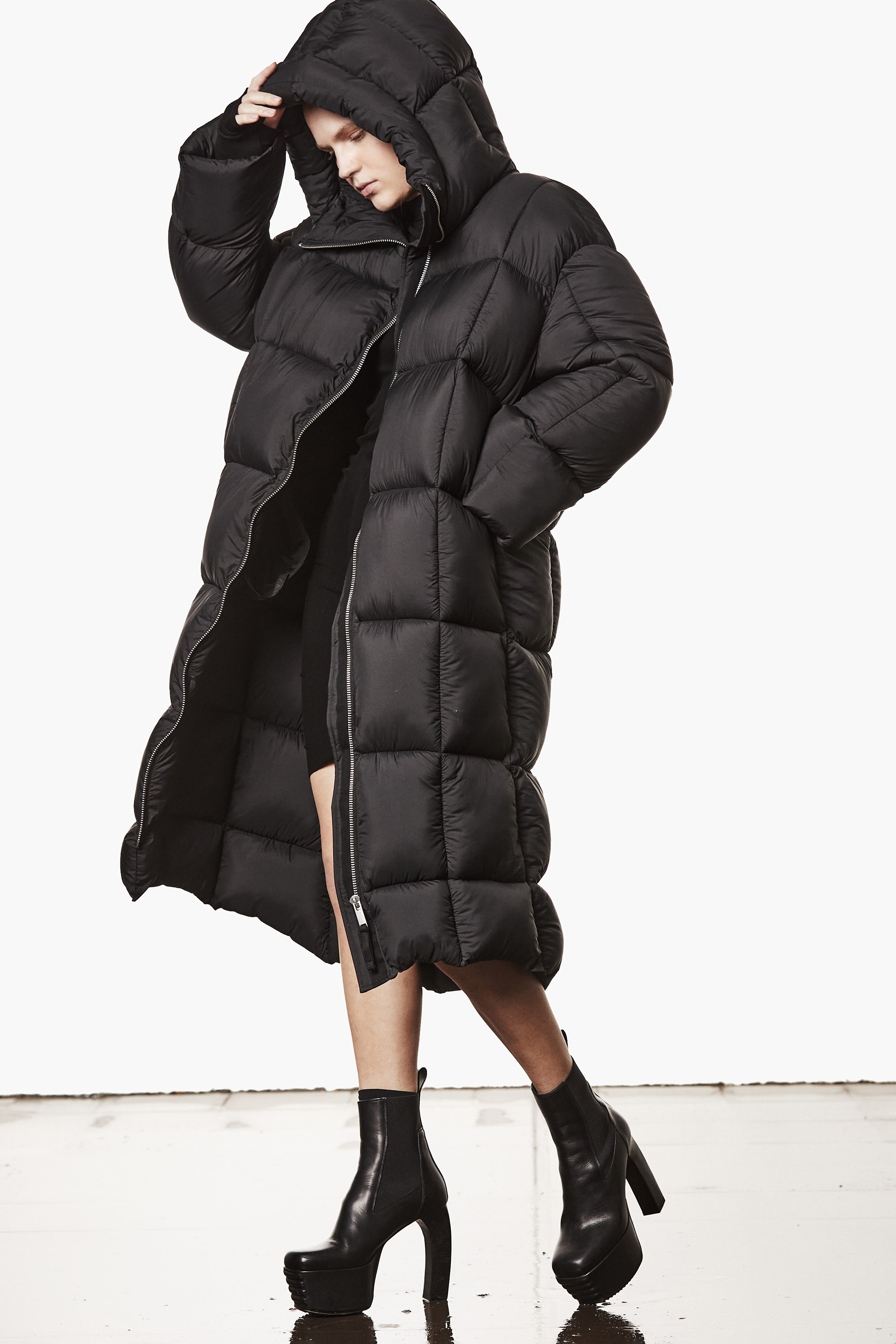 THOM KROM Oversized Fit Quilted Nylon Puffer Coat Mantel, Erwachsener, Weiblich, Person, Frau