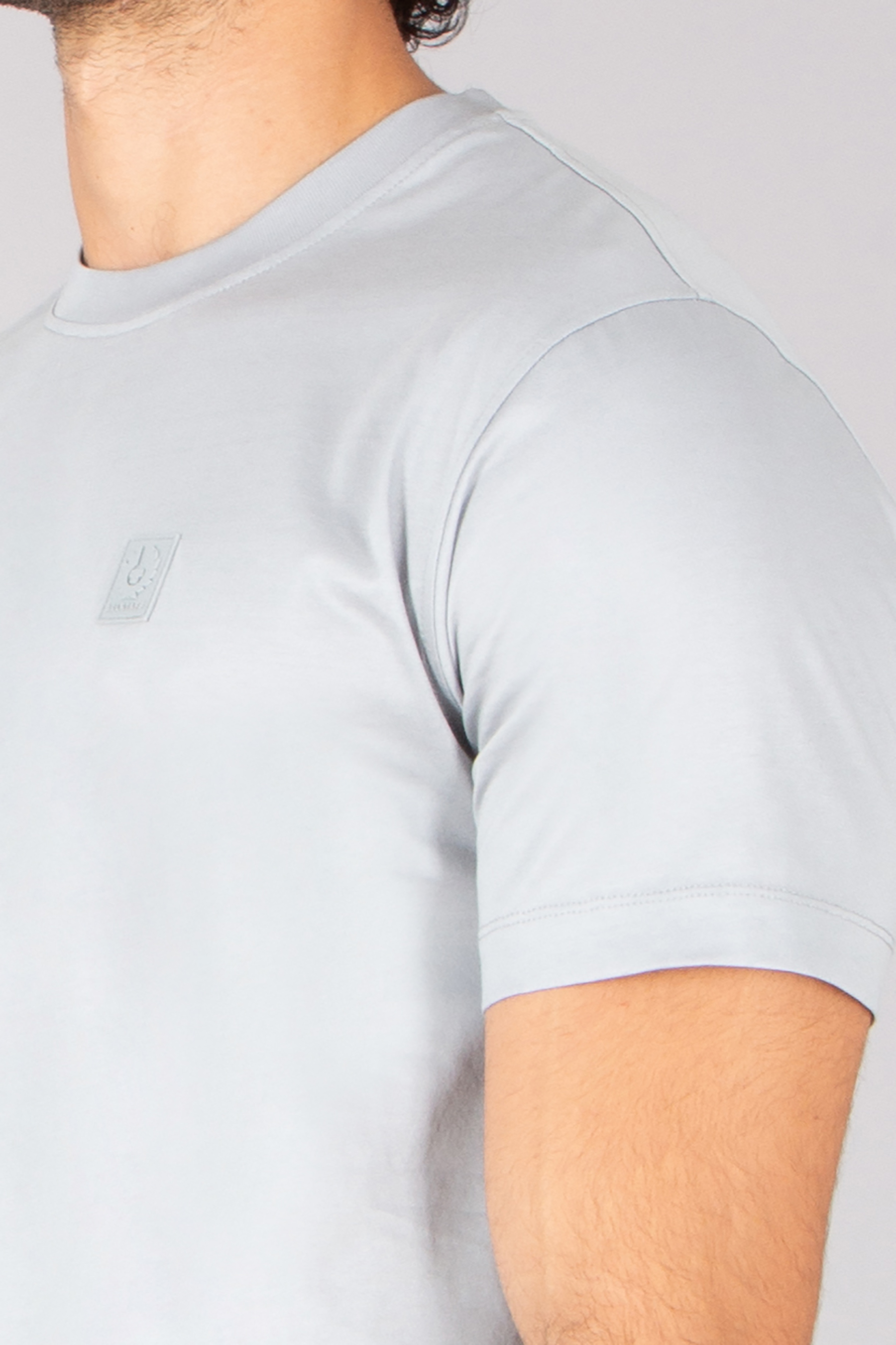 T-shirt, Ärmel, Erwachsener, Mann, Person