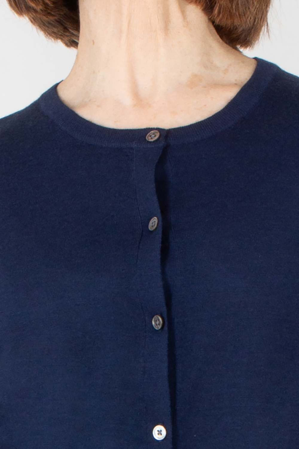 0039 ITALY Regular Fit Wool Cardigan Giulia