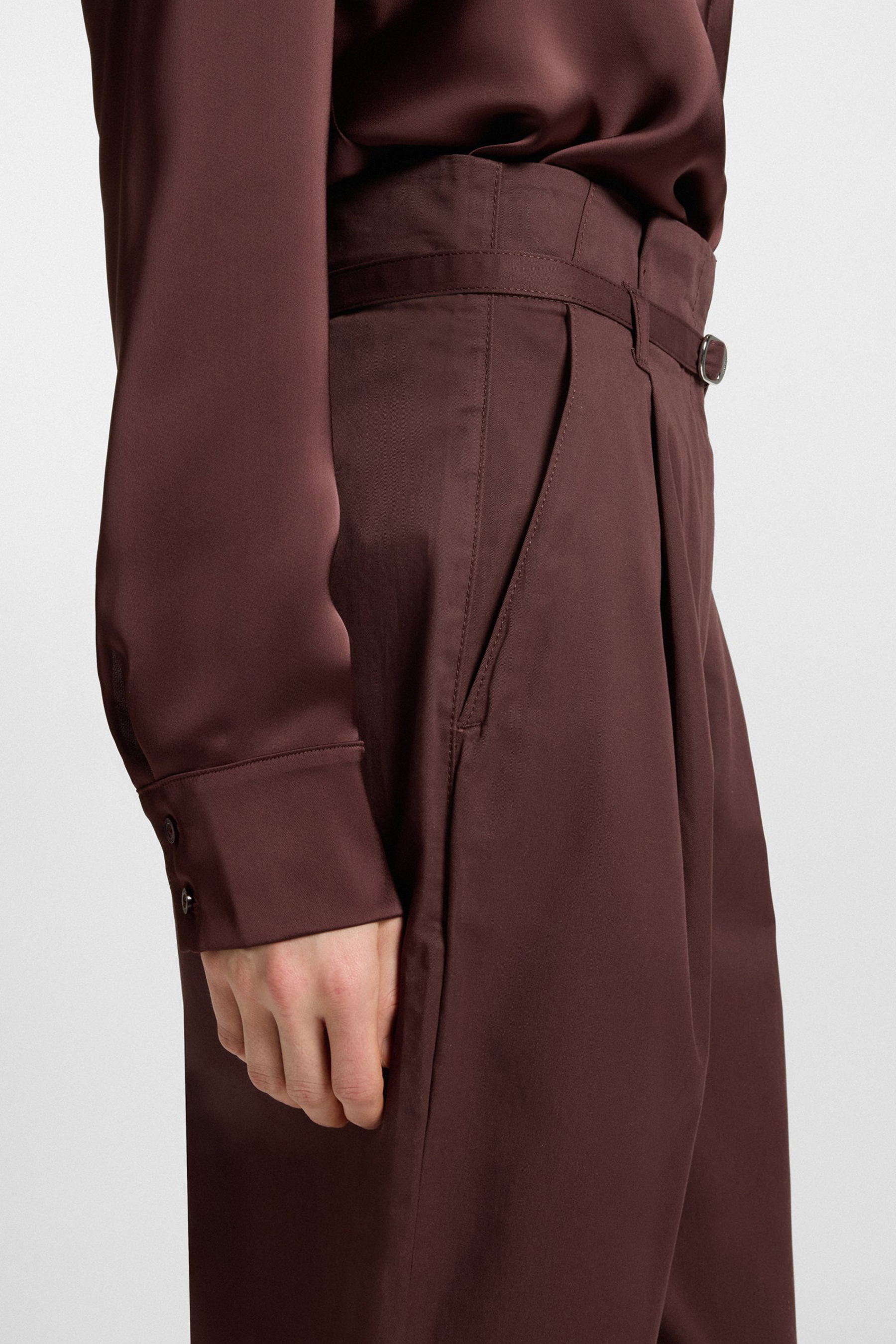 HUGO Tapered Fit Cotton Twill Pants Hazelda Bekleidung, Langarm, Ärmel, Mantel, Hosen