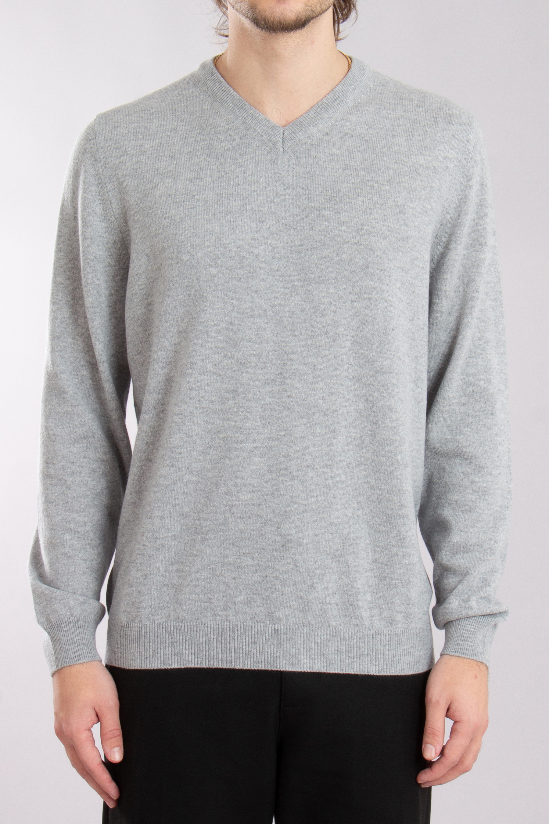 AIDA BARNI Cashmere V-Neck Sweater AIDA BARNI Cashmere V-Neck Sweater