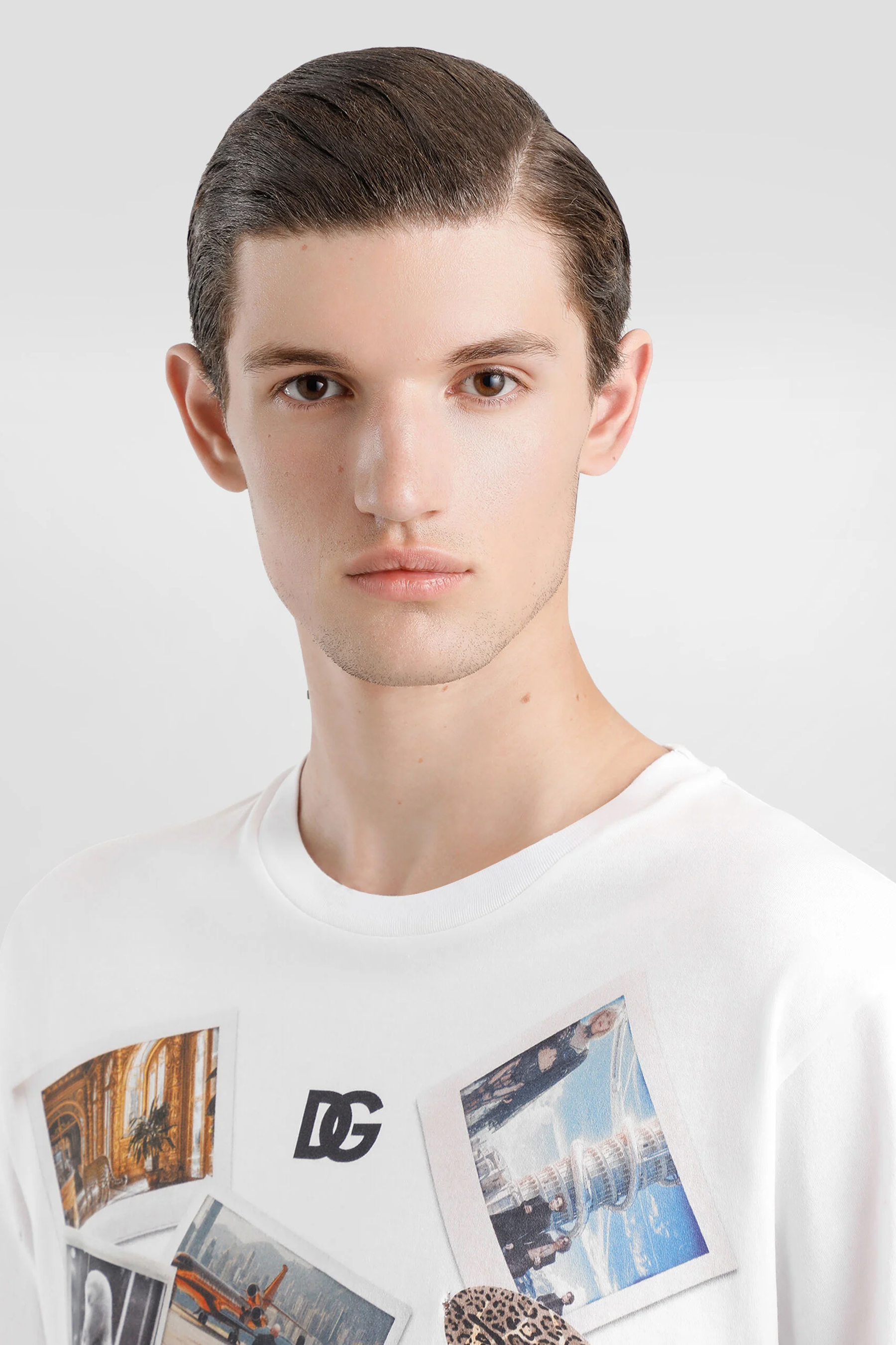 DOLCE & GABBANA Regular Fit Postcard Print Cotton Jersey T-Shirt DOLCE & GABBANA Regular Fit Postcard Print Cotton Jersey T-Shirt