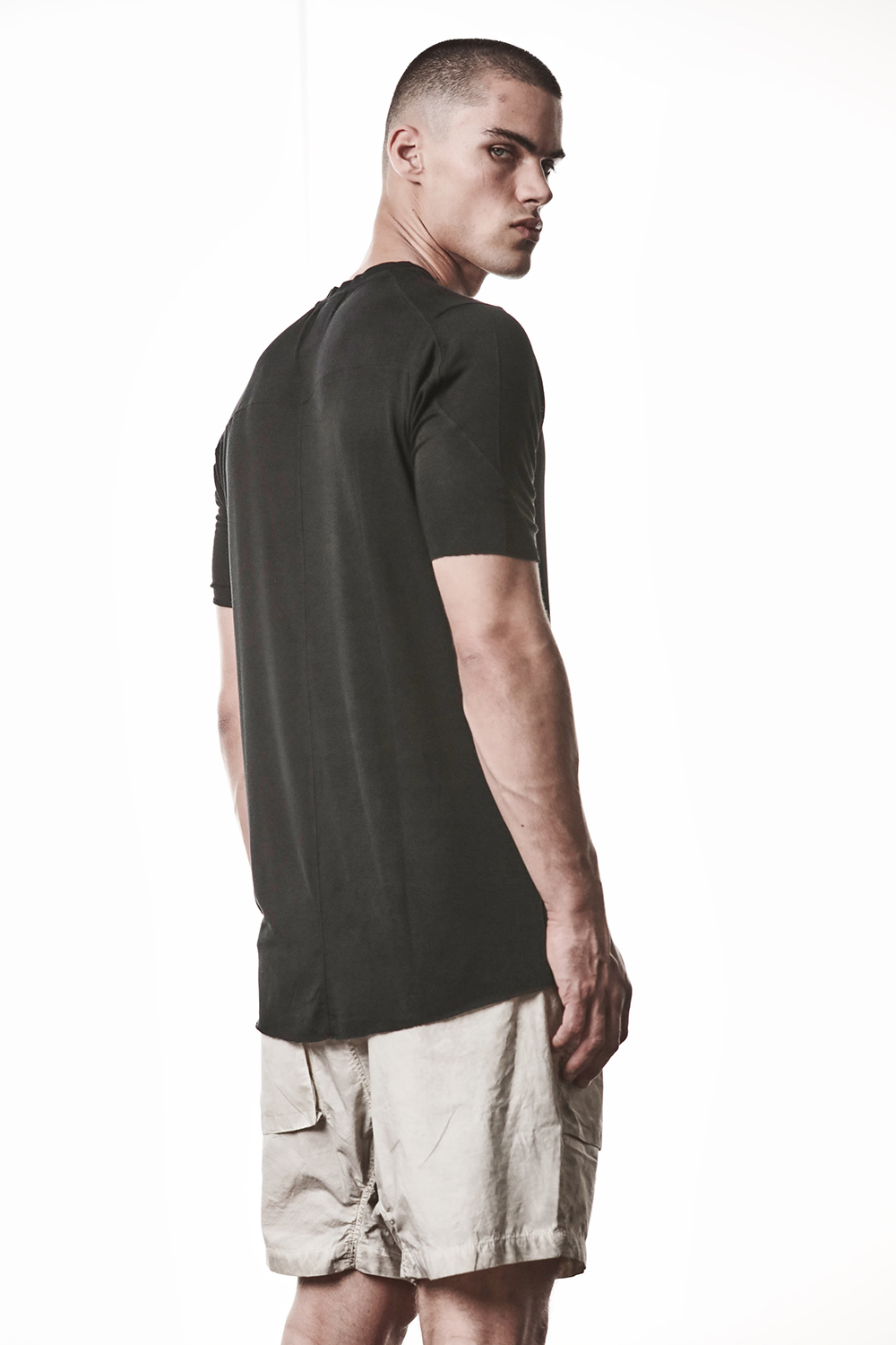 T-shirt, Kurze Hosen, Erwachsener, Mann, Person