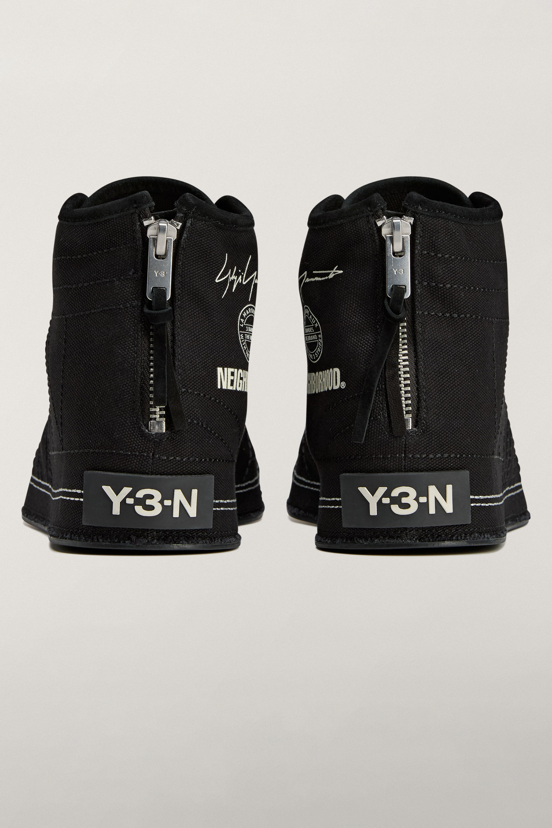 Bekleidung, Weste, Handschuh, Schuh, Rettungsweste