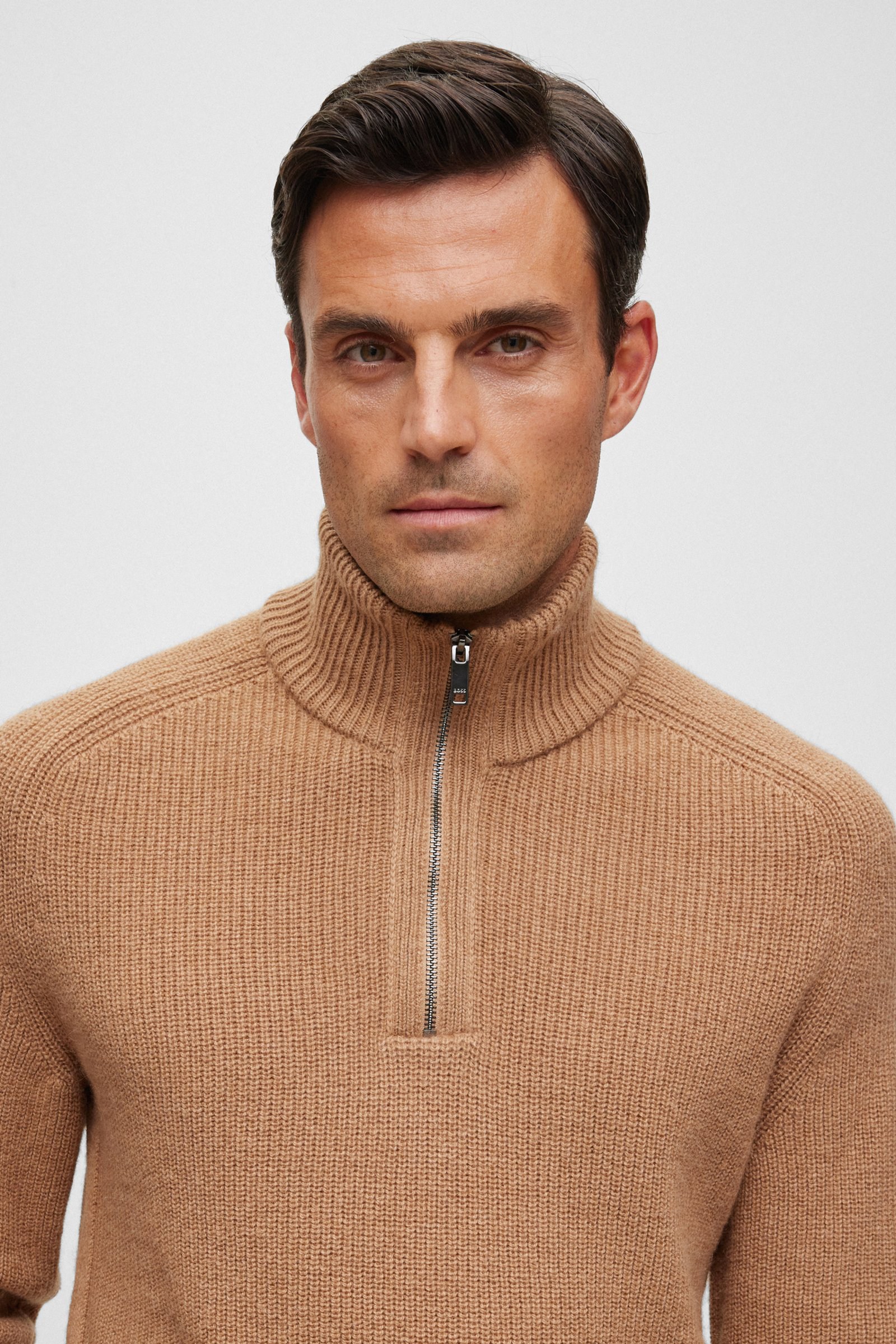 BOSS Camel fiber Half-Zip Sweater L-Manto BOSS Camel fiber Half-Zip Sweater L-Manto