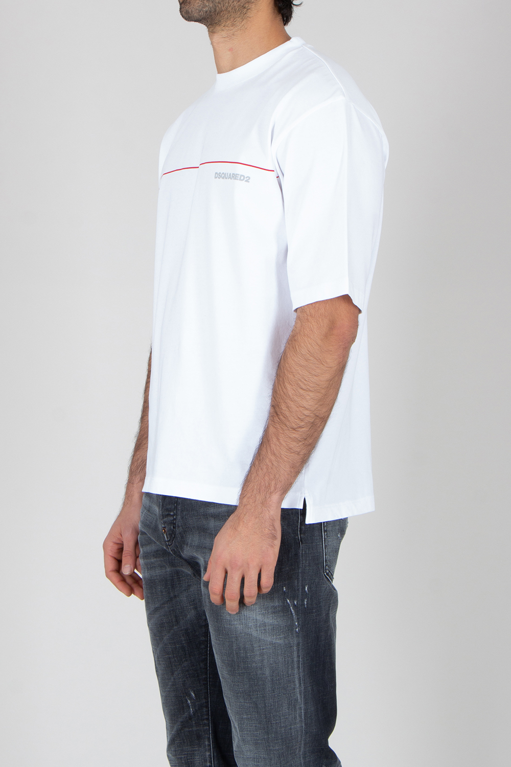 T-shirt, Hemd, Jeanshose, Hosen, Ärmel