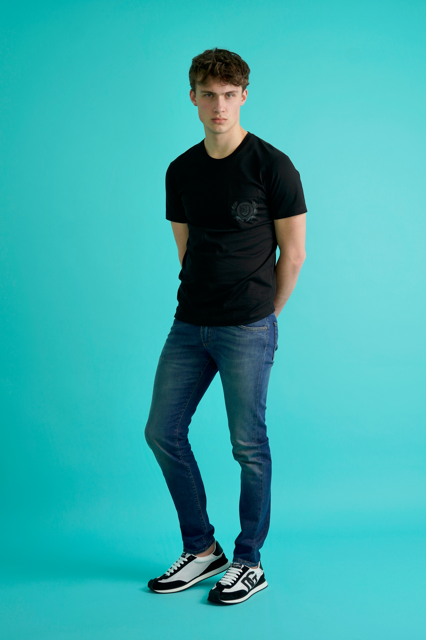 Hosen, Schuh, T-Shirt, Stehend, Jeans