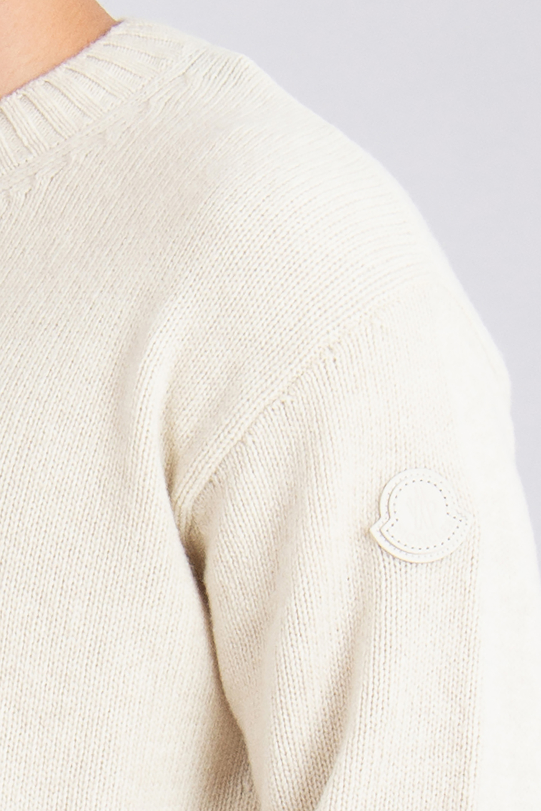 MONCLER Virgin Wool-Cashmere Blend Sweater MONCLER Virgin Wool-Cashmere Blend Sweater