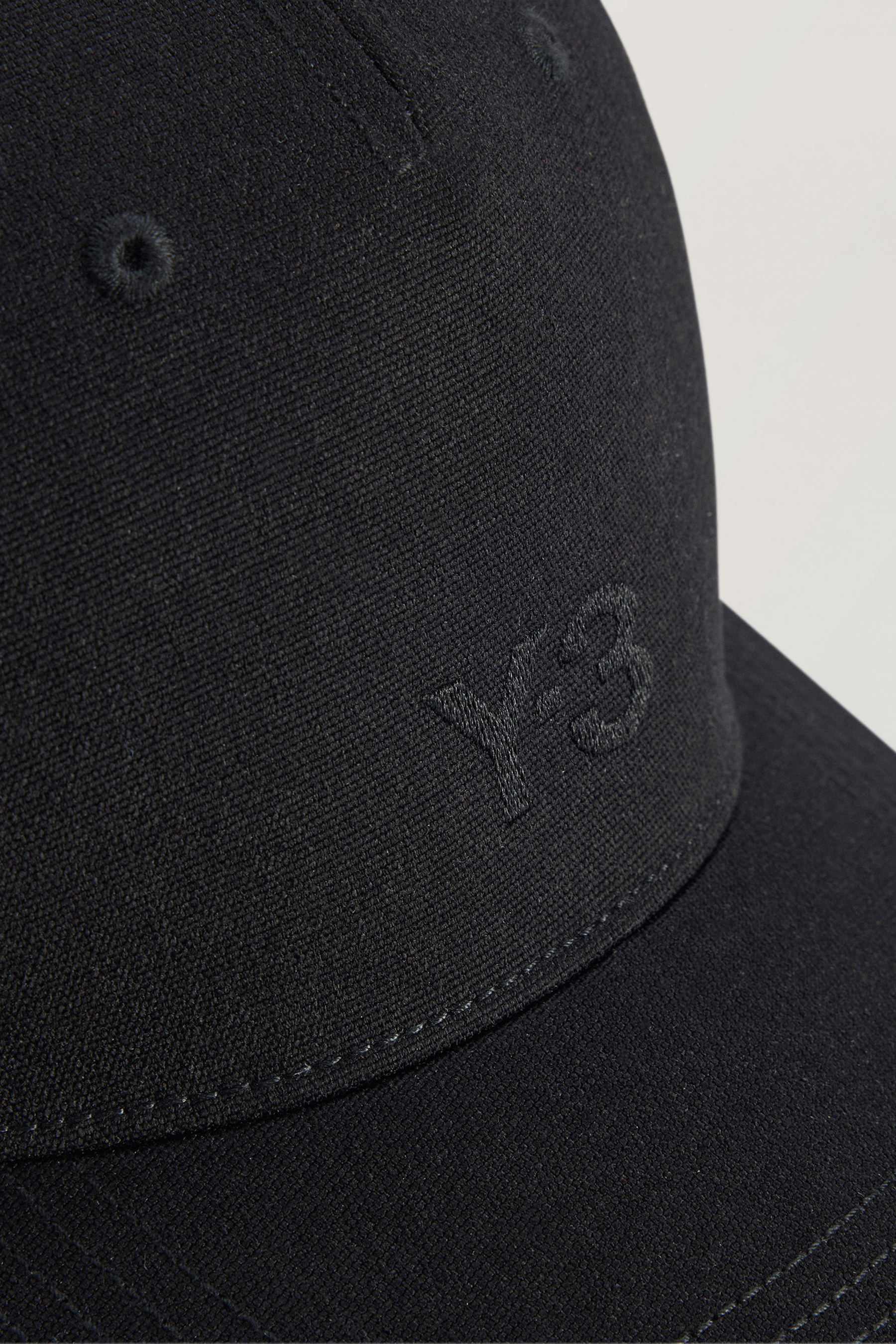 Y-3 Faux Fur Lined Recyceld Polyester Winter Cap Baseball-Kappe, Mütze, Kleidung, Hut