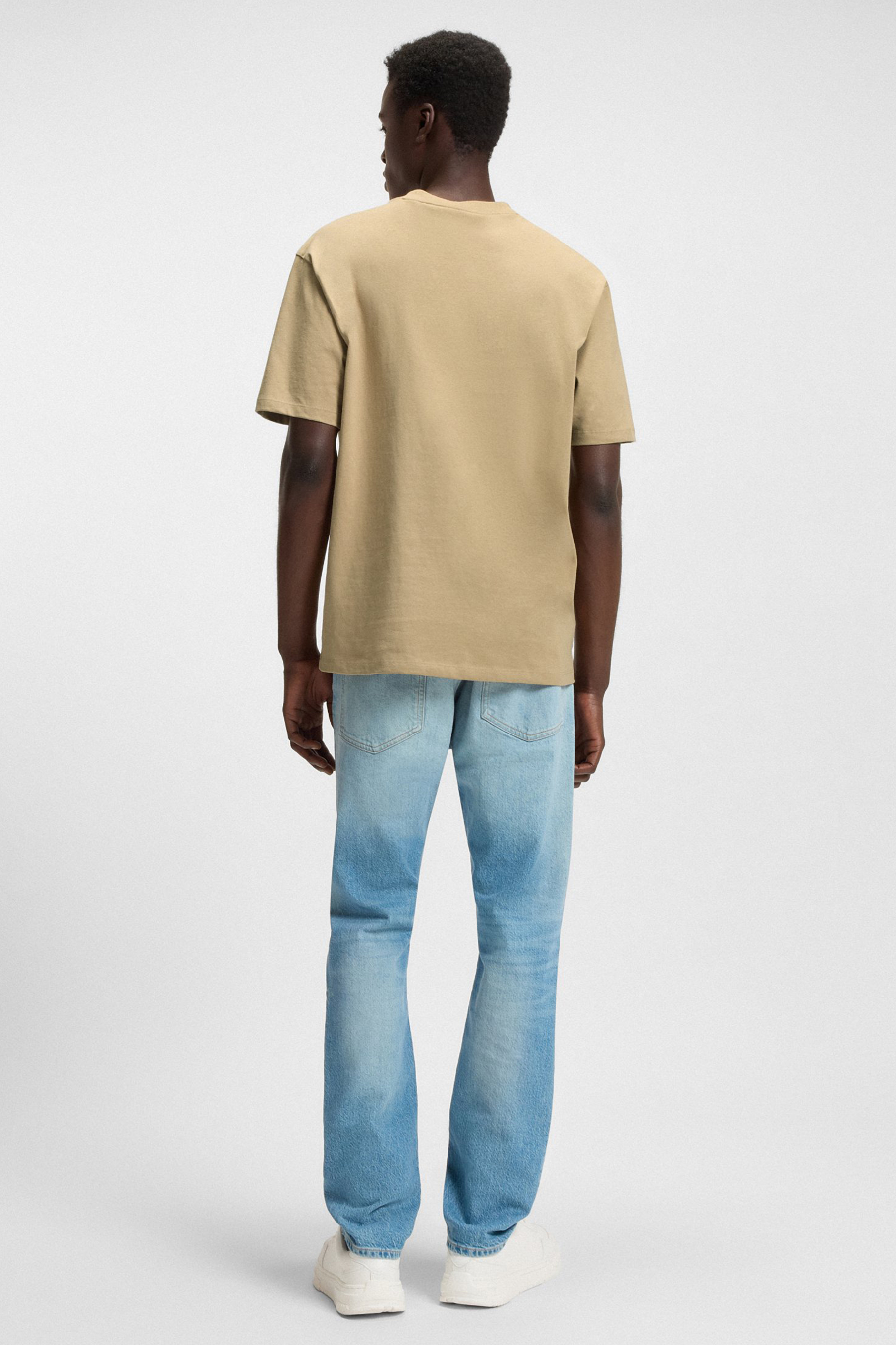 Person, Stehend, Hosen, T-shirt, Leinen