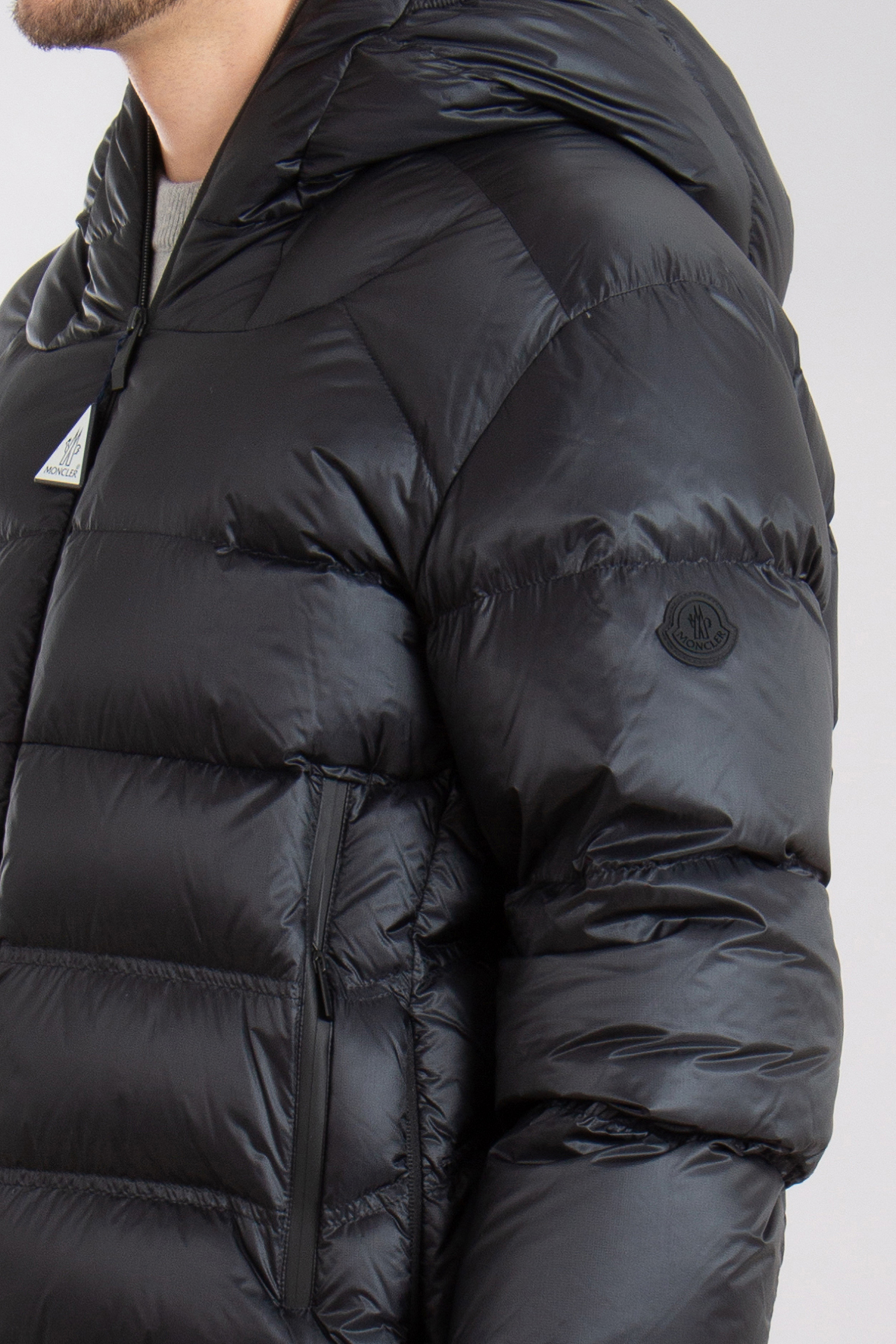 MONCLER Viani Hooded Nylon Ripstop Down Jacket MONCLER Viani Hooded Nylon Ripstop Down Jacket