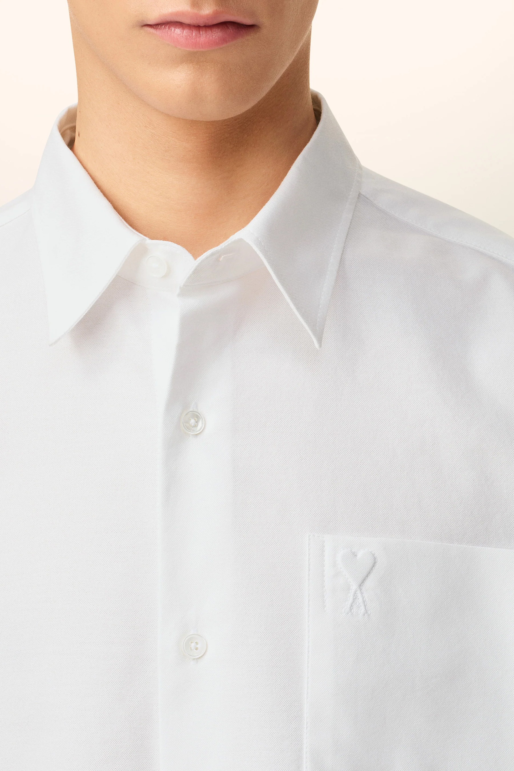 AMI PARIS Boxy Fit Ami De Coeur Cotton Oxford Shirt Bekleidung, Hemd, Kleid, Hemd